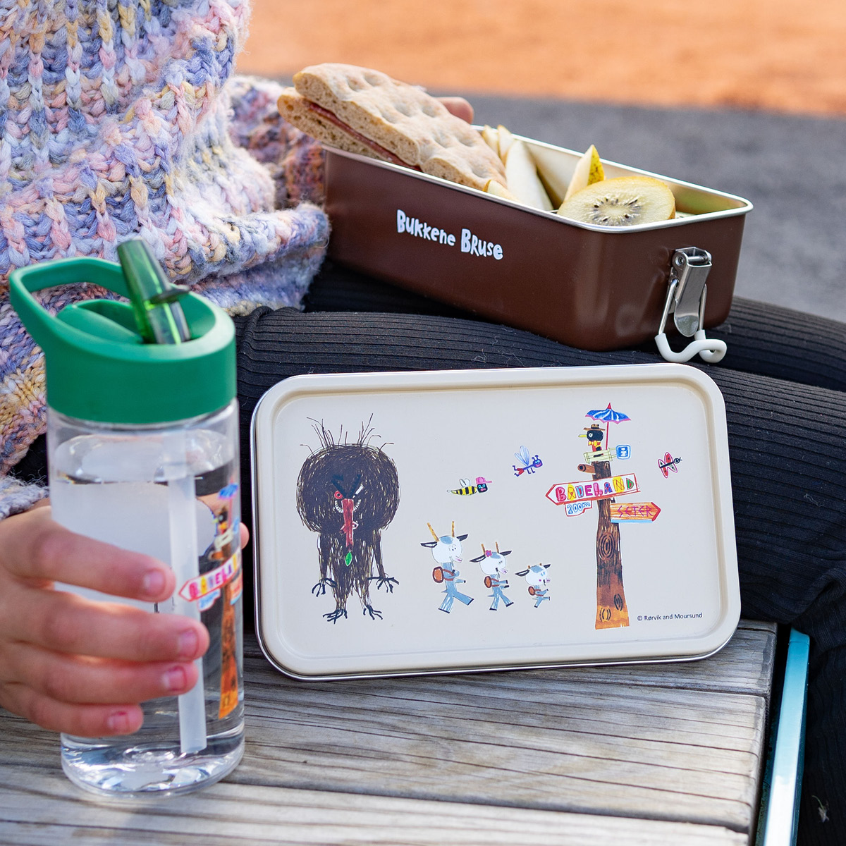 Modern House Bukkene Bruse Eväsrasia 1L Ruskea/Valkoinen