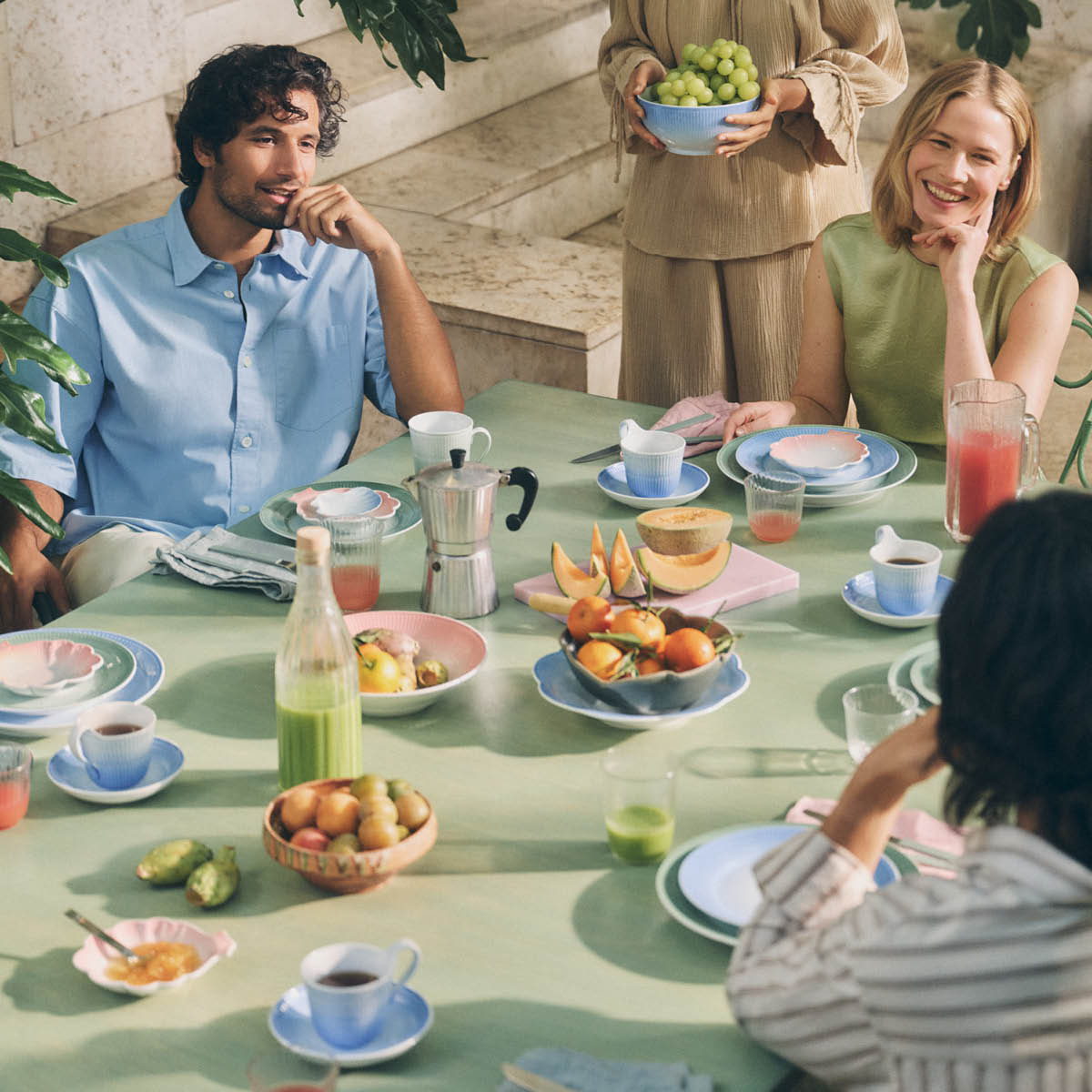 Royal Copenhagen Iris høyhankskopp og skål 25 cl blå