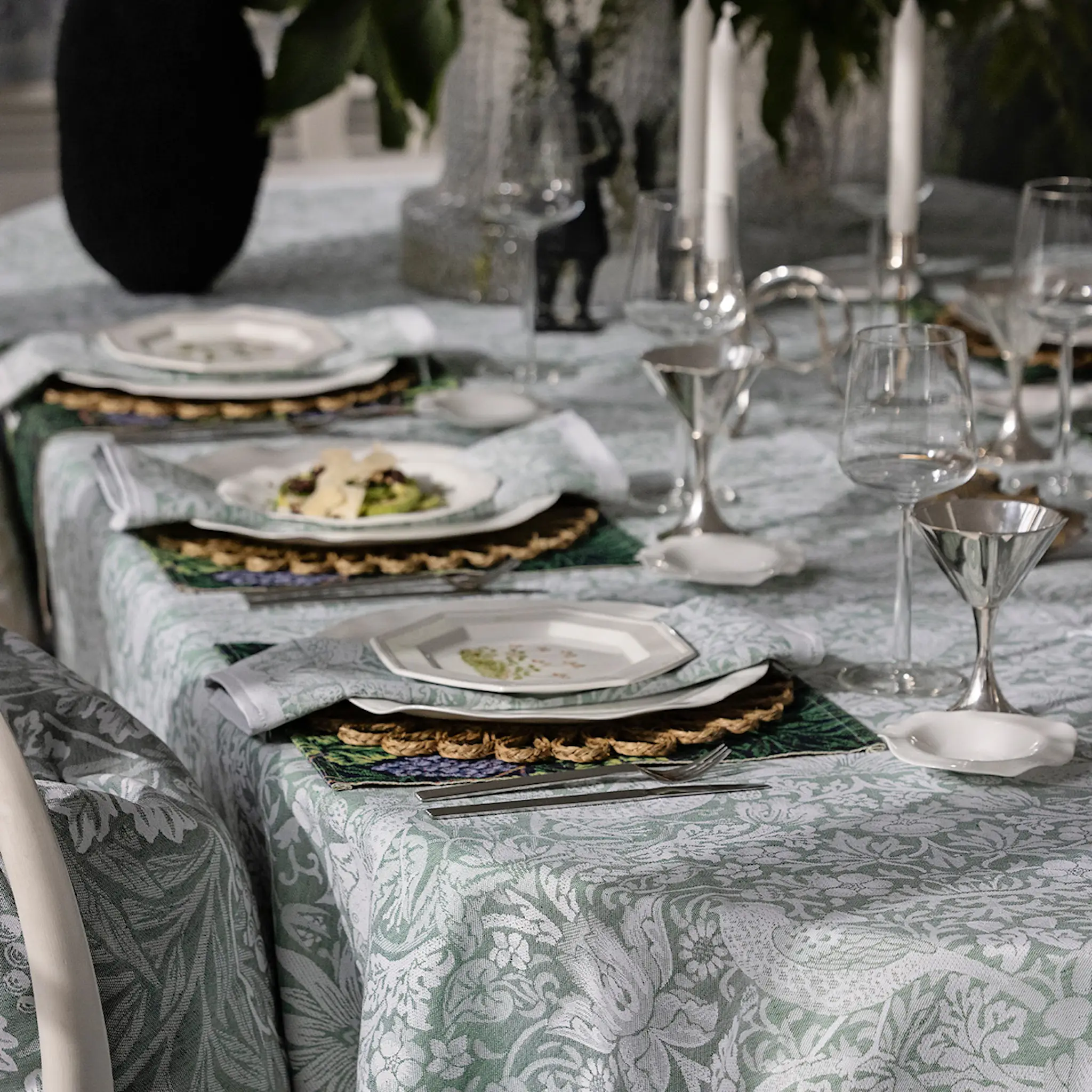 Ekelund Strawberry Thief Pöytäliina 150x250 cm Vihreä