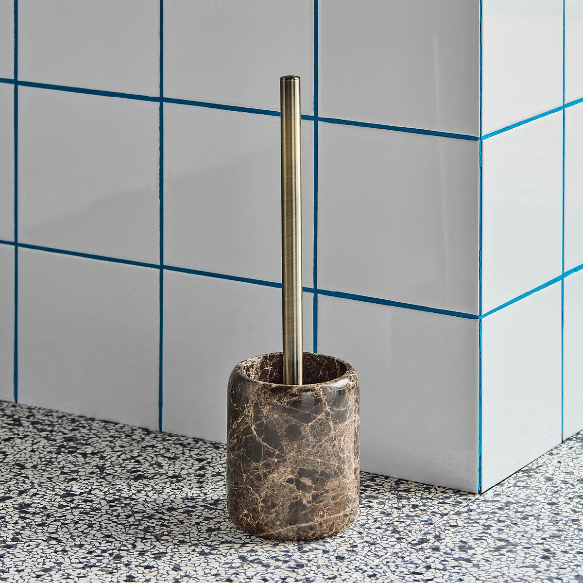 House Doctor Able toalettborste 36 cm brun marmor/mässing