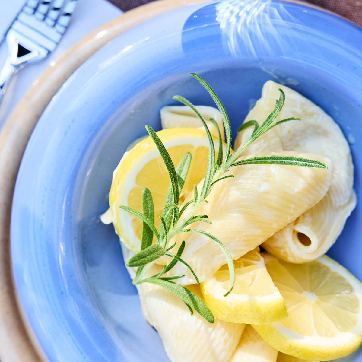 ByOn Porto dyp tallerken 22,5 cm lyseblå