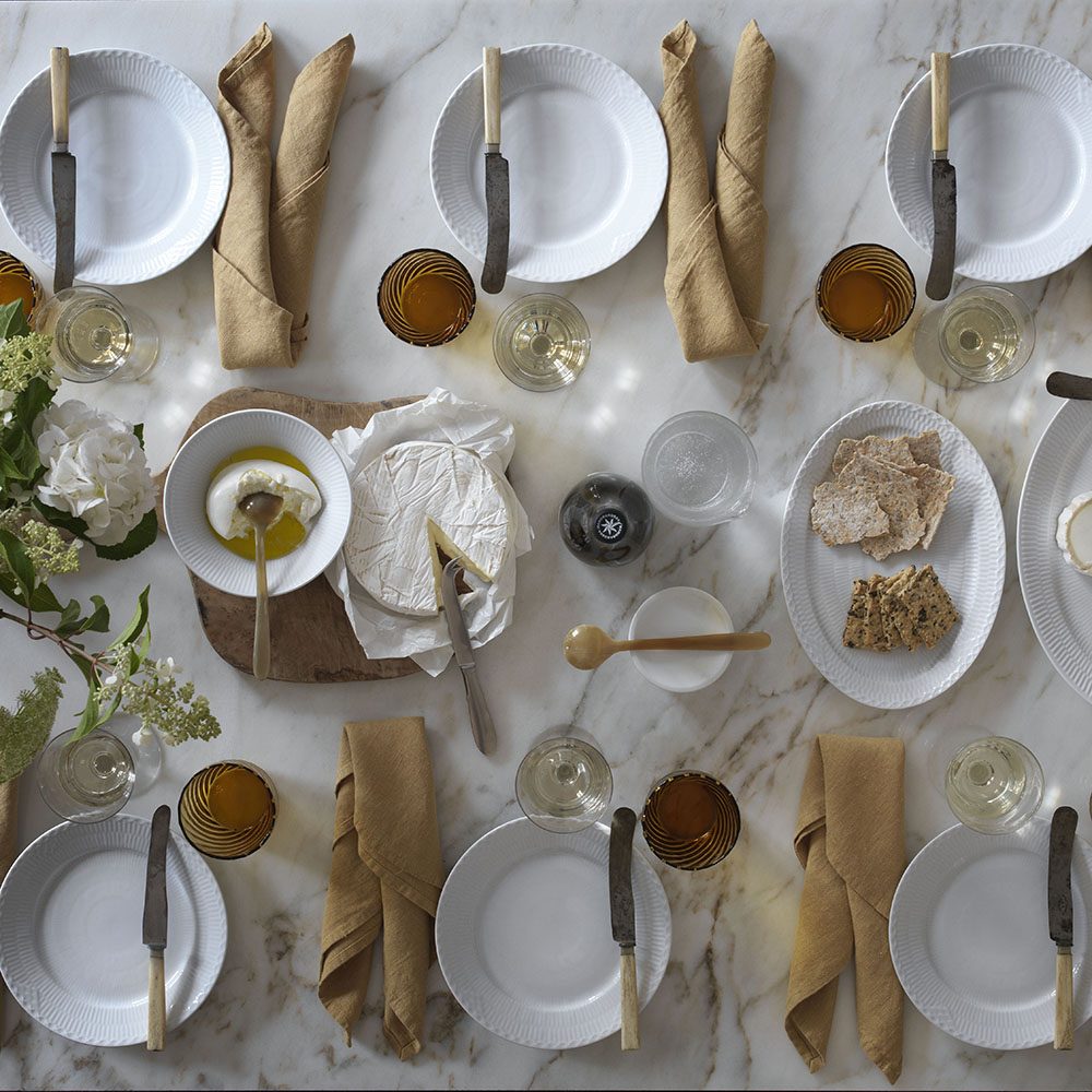 Royal Copenhagen Hvit Riflet Halvblonde tallerken 22 cm