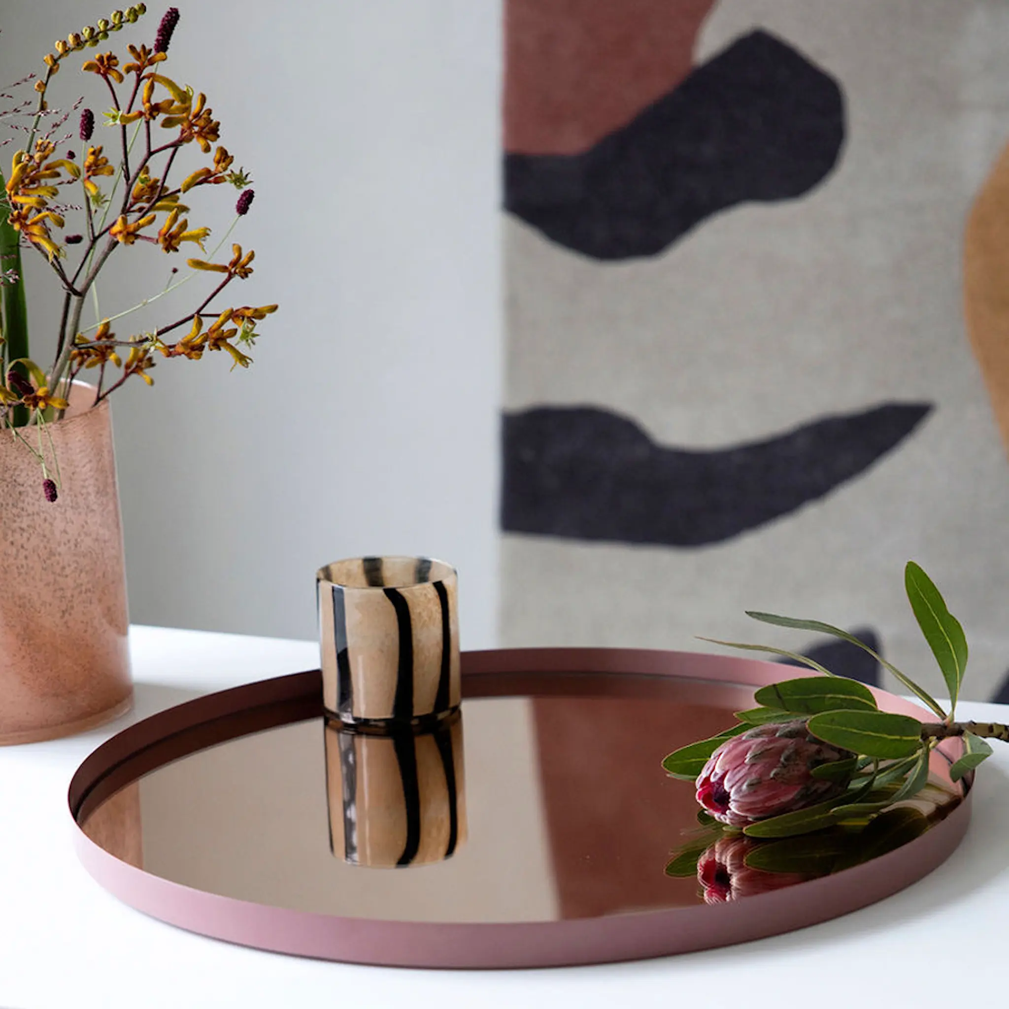 ByOn Calore Kynttilälyhty 10x10 cm Beige/Musta