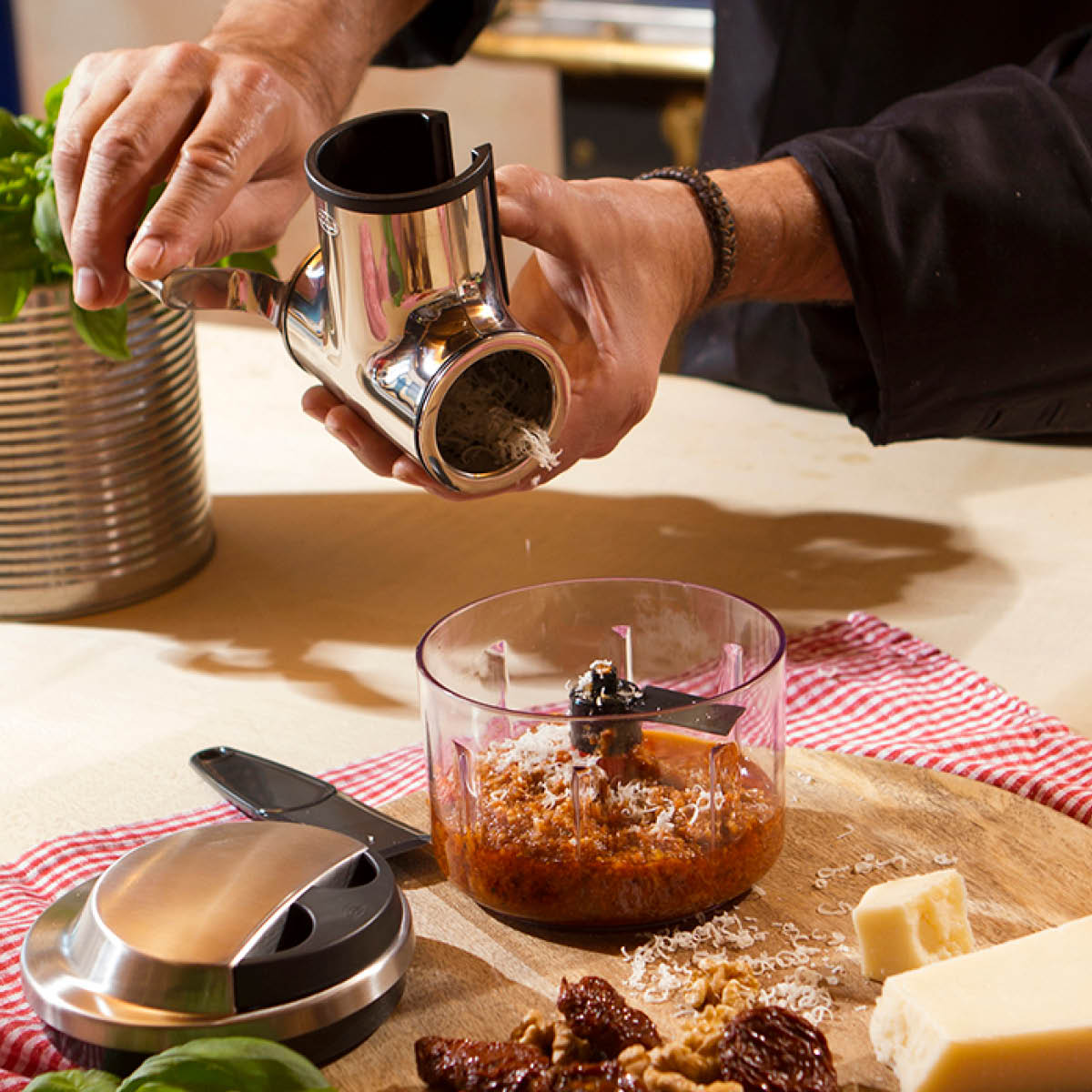 Rösle Juustomylly 14,5x6,5 cm Ruostumaton teräs/Musta