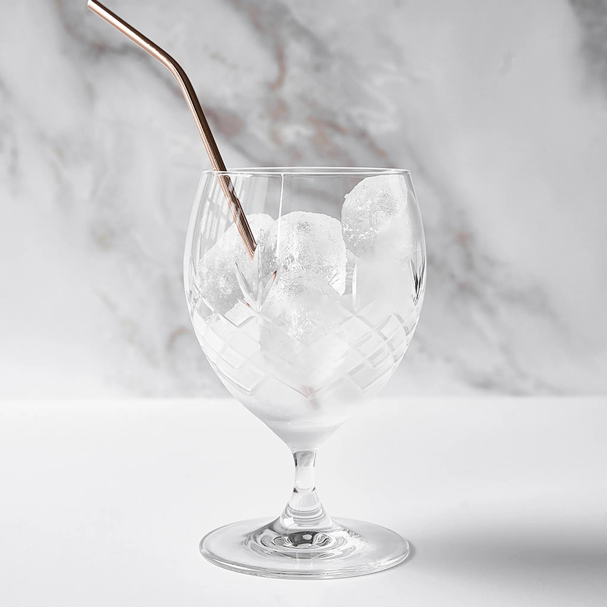 Frederik Bagger Crispy Eightball Lasi 55 cl 2 kpl Kirkas