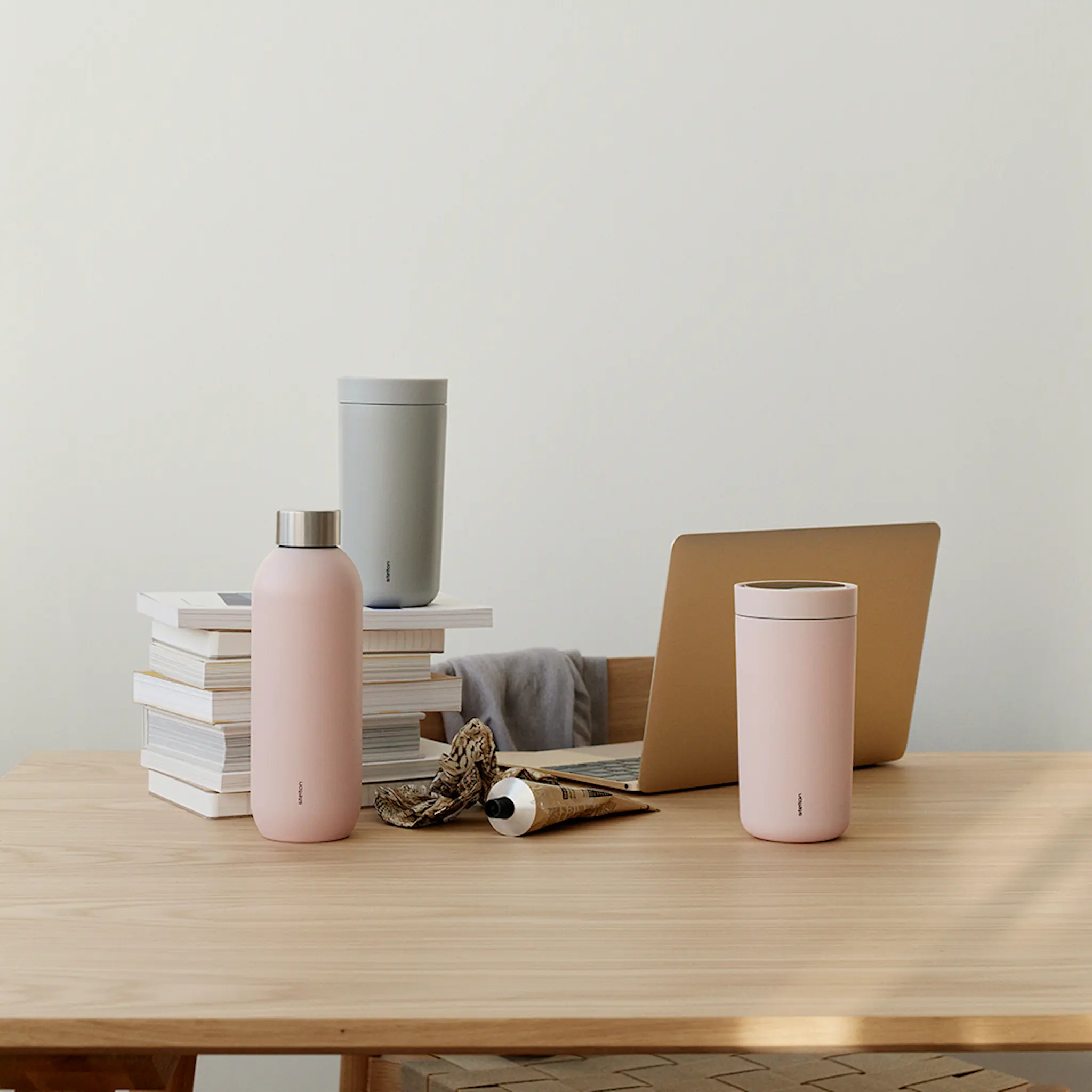 Stelton I:cons Keep Cool Dricksflaska 60 cl Rosa
