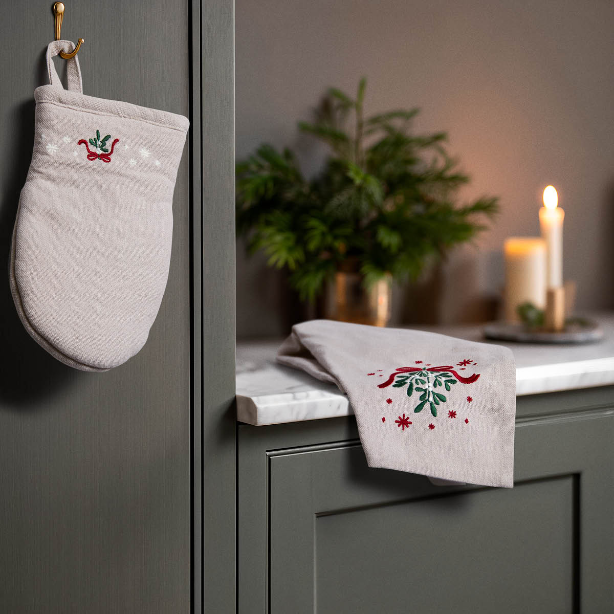 Juna Christmas Fable kökshandduk 50x70 cm sand