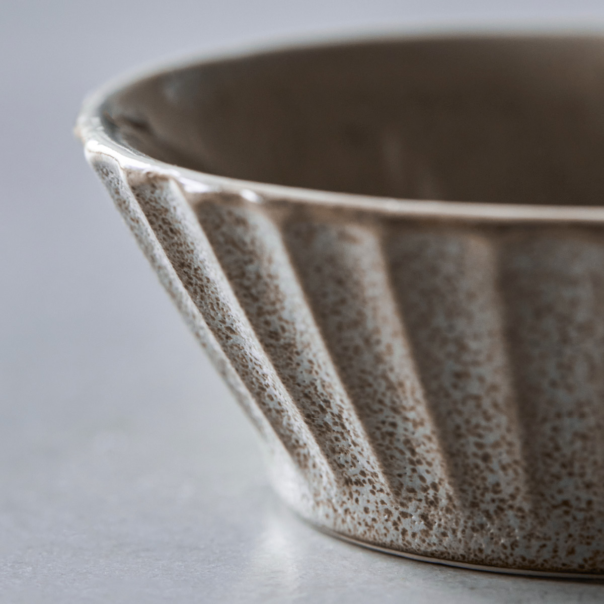 House Doctor Pleat Skål 15 cm Grå/Brun