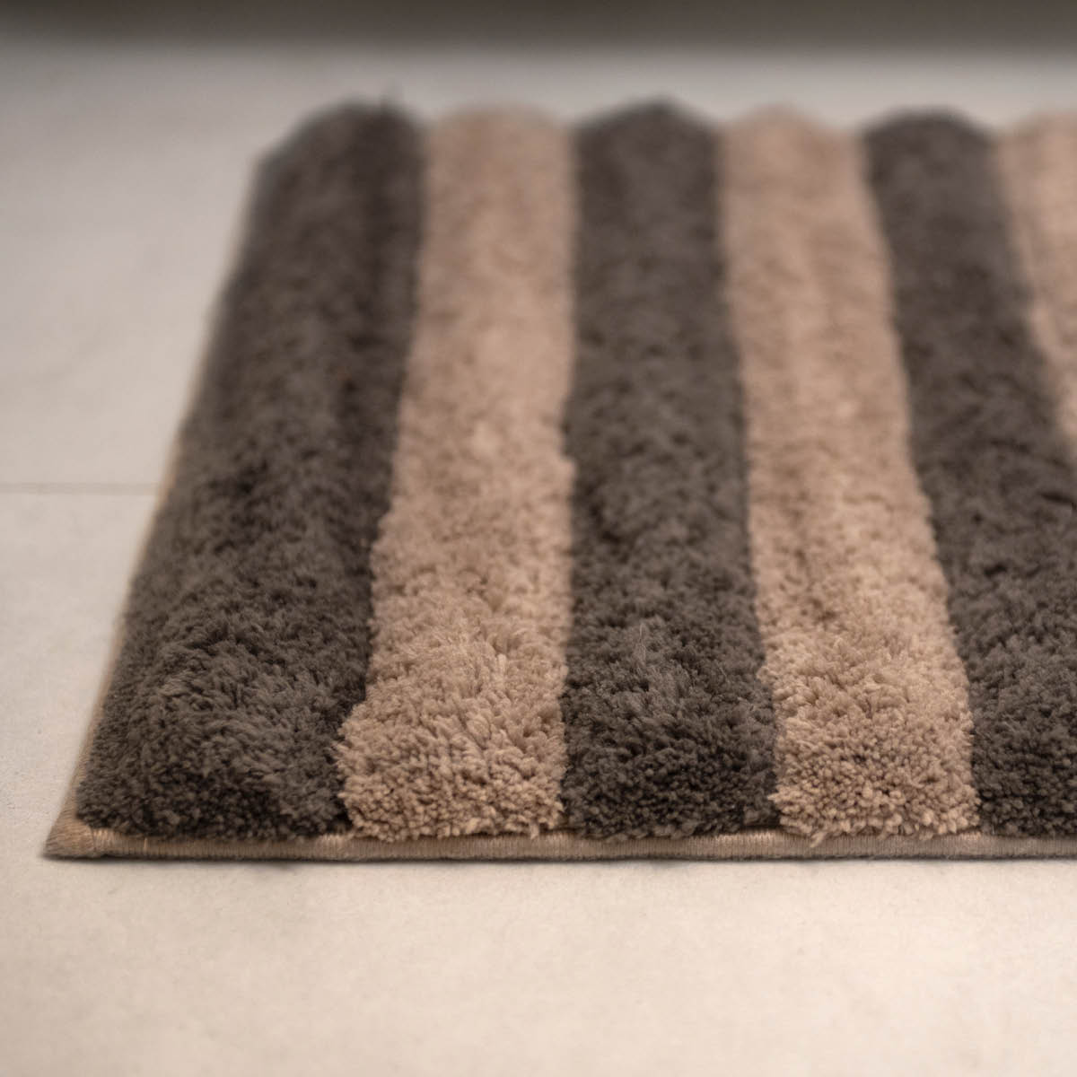 Fanni K Hanko badrumsmatta 50x80 cm granit/beige