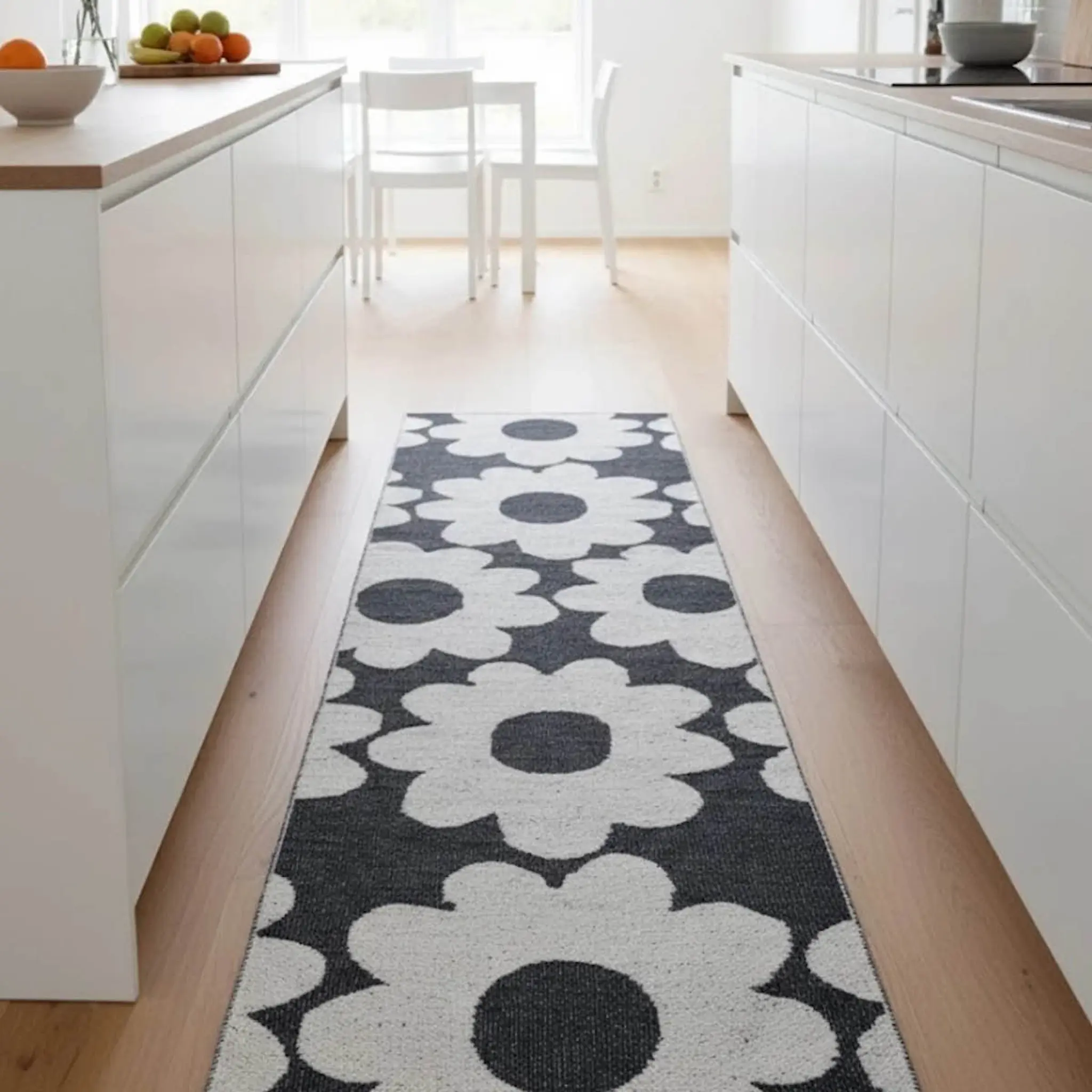 Rotor Design Flora hallmatta 250x70 cm svart/vit