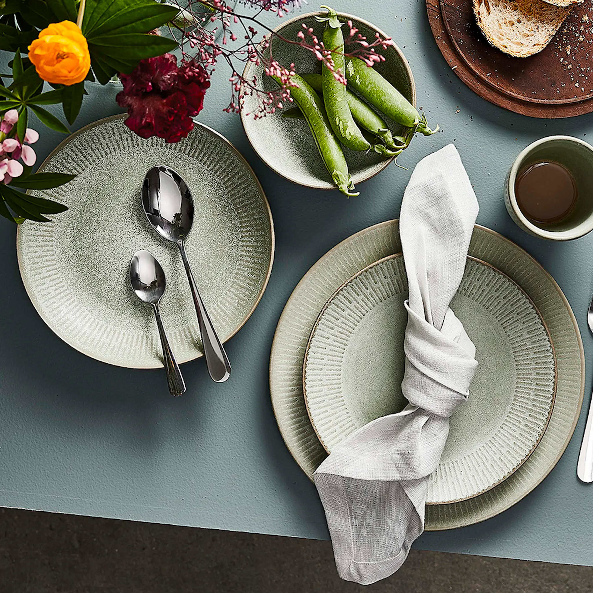 Aida Atelier Aterimet 16 osaa Hopea