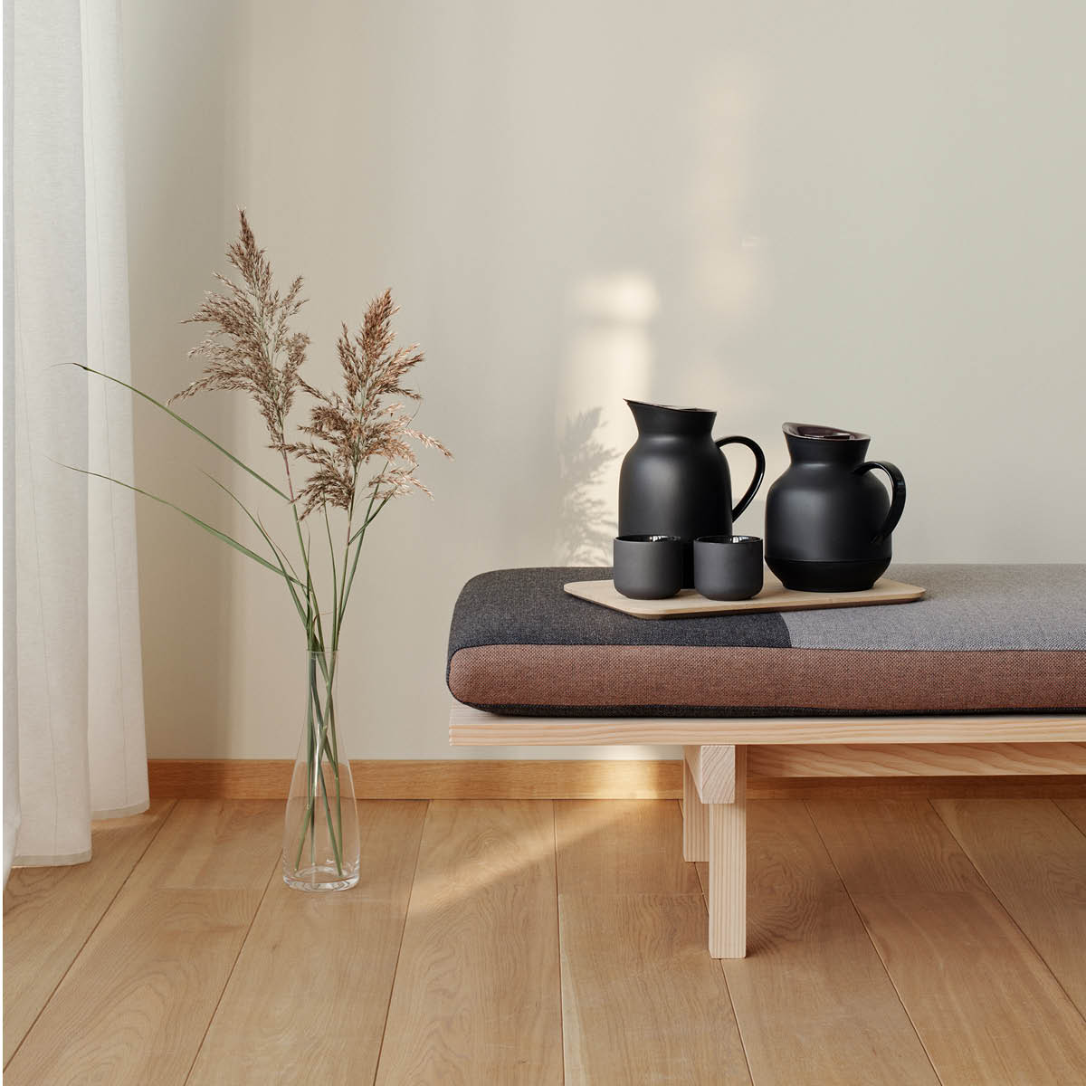 Stelton Amphora termokanne 1L svart