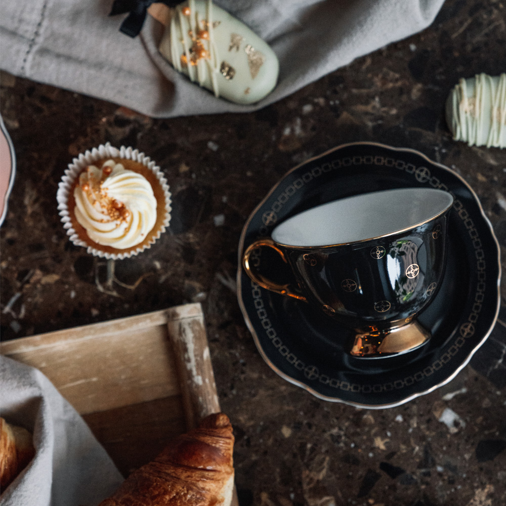 Hilke Anima Gemella Nero kopp og tallerken svart