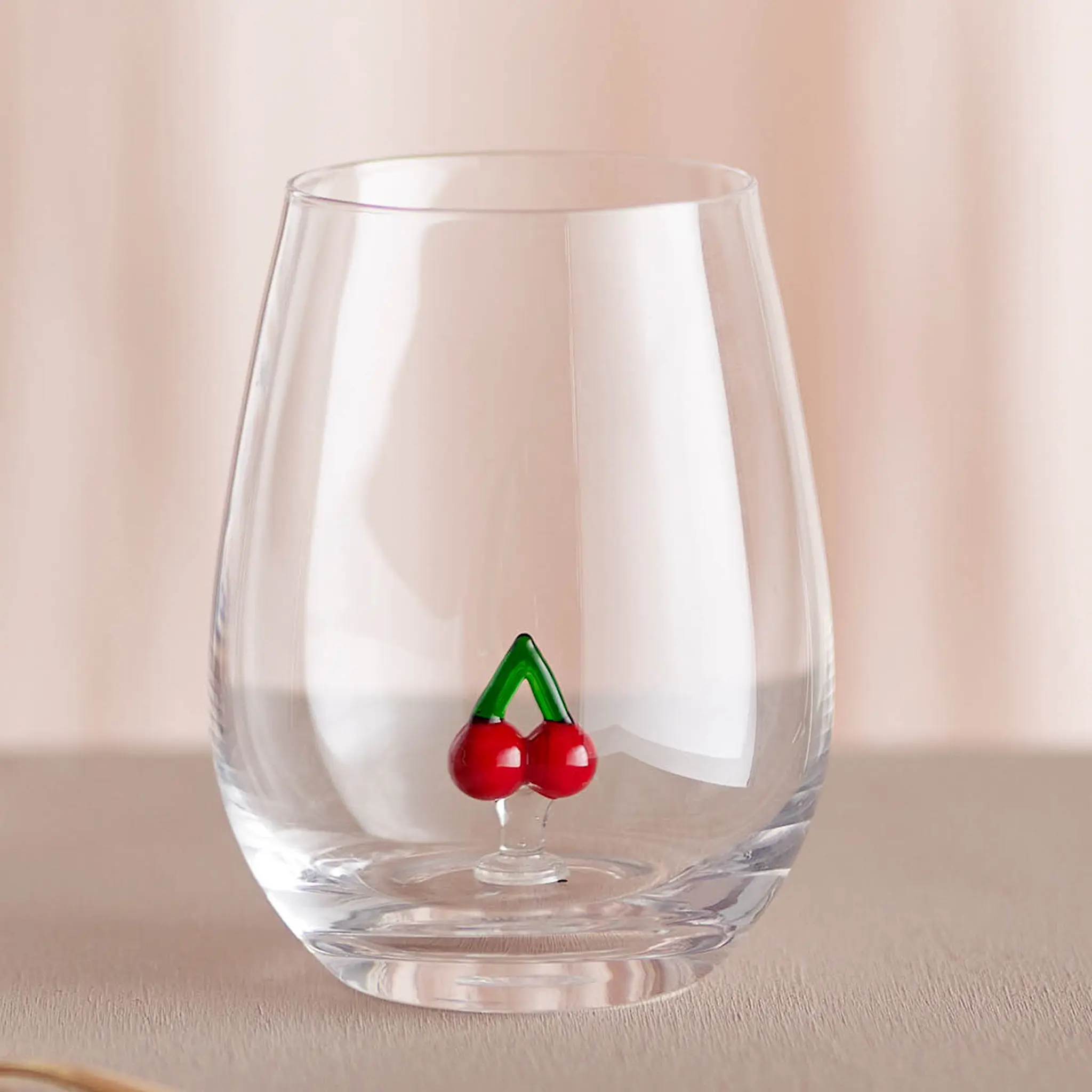 Bloomingville Misa vannglass 56 cl kirsebær hover