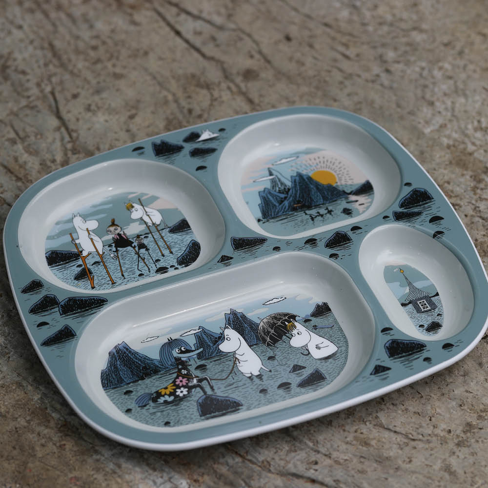 Rätt Start Mumin tallrik med 4 fack Kobbar och skär