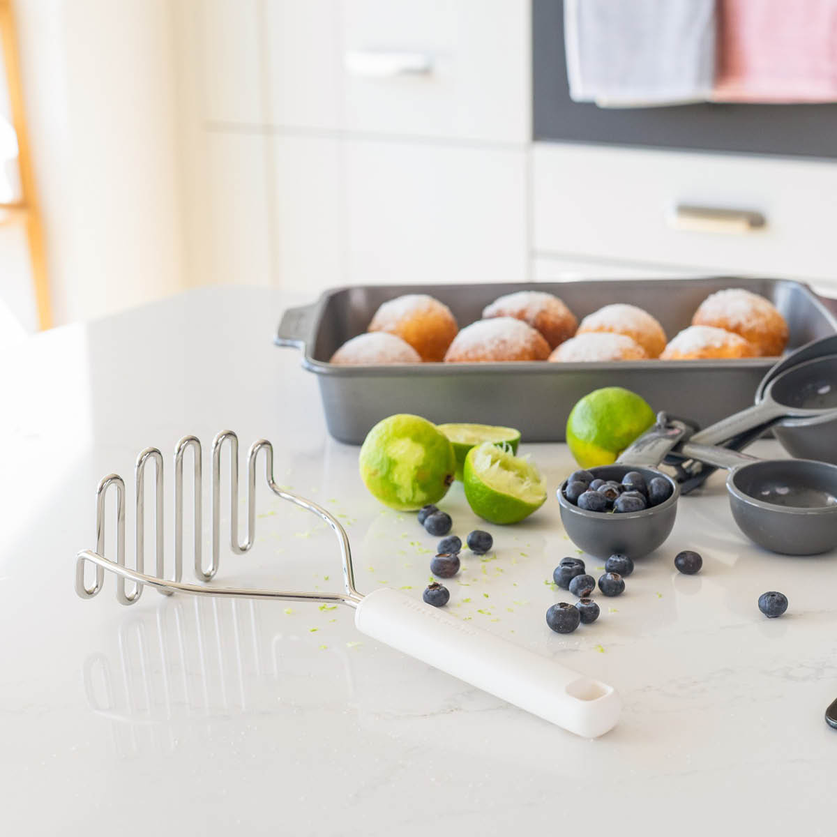 KitchenAid KitchenAid Classic Perunasurvin 25 cm Porcelain White