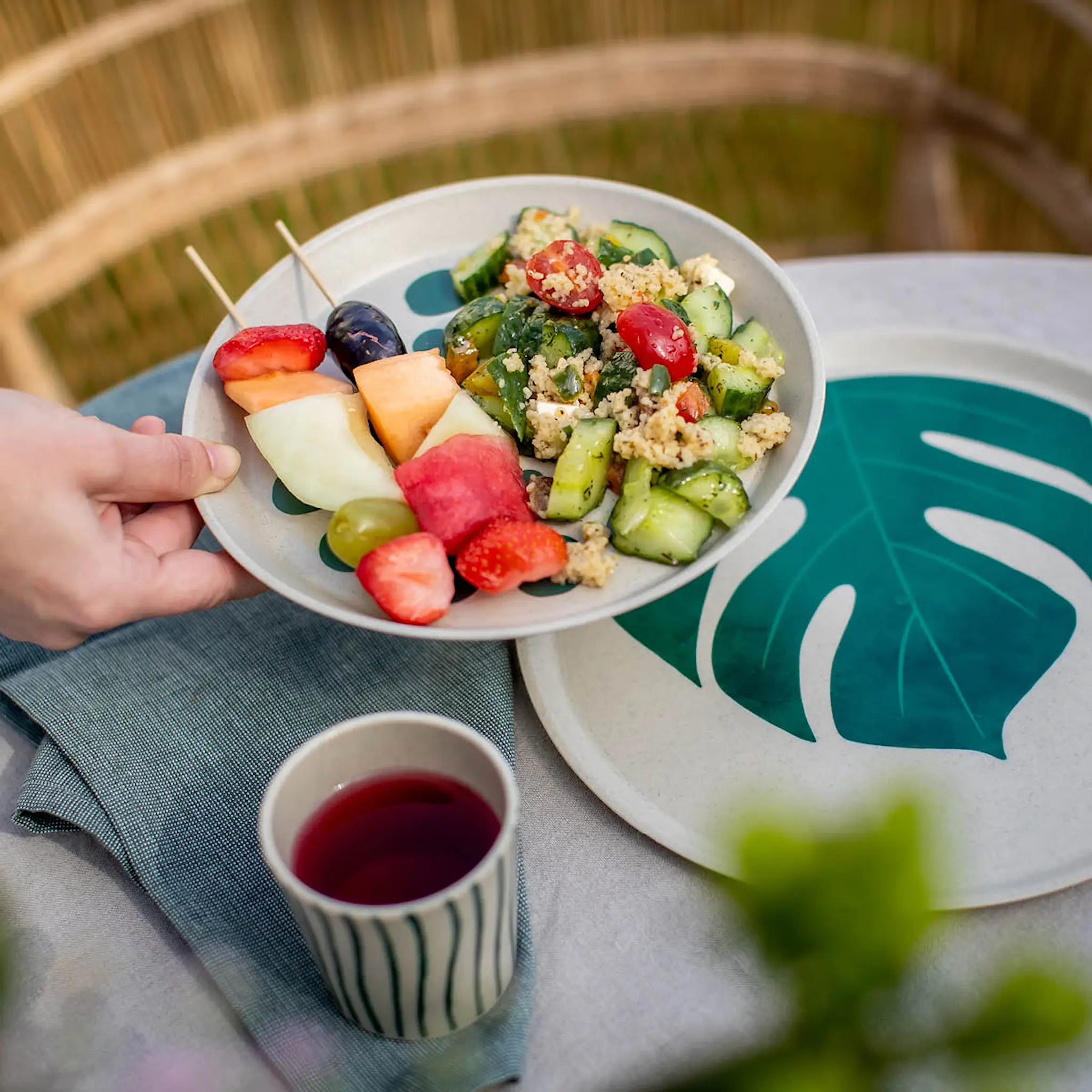 Koziol Connect Monstera servisesett 16 deler beige/grønn