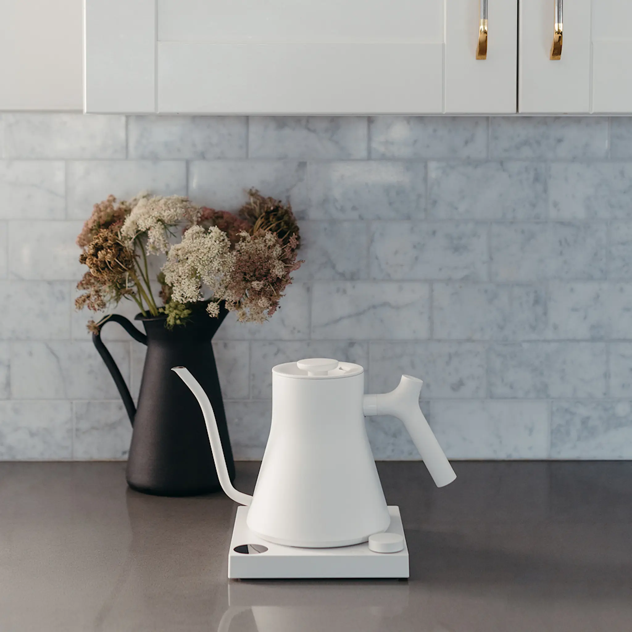 Fellow Stagg EKG Pro Vedenkeitin 0,9 L Mattavalkoinen