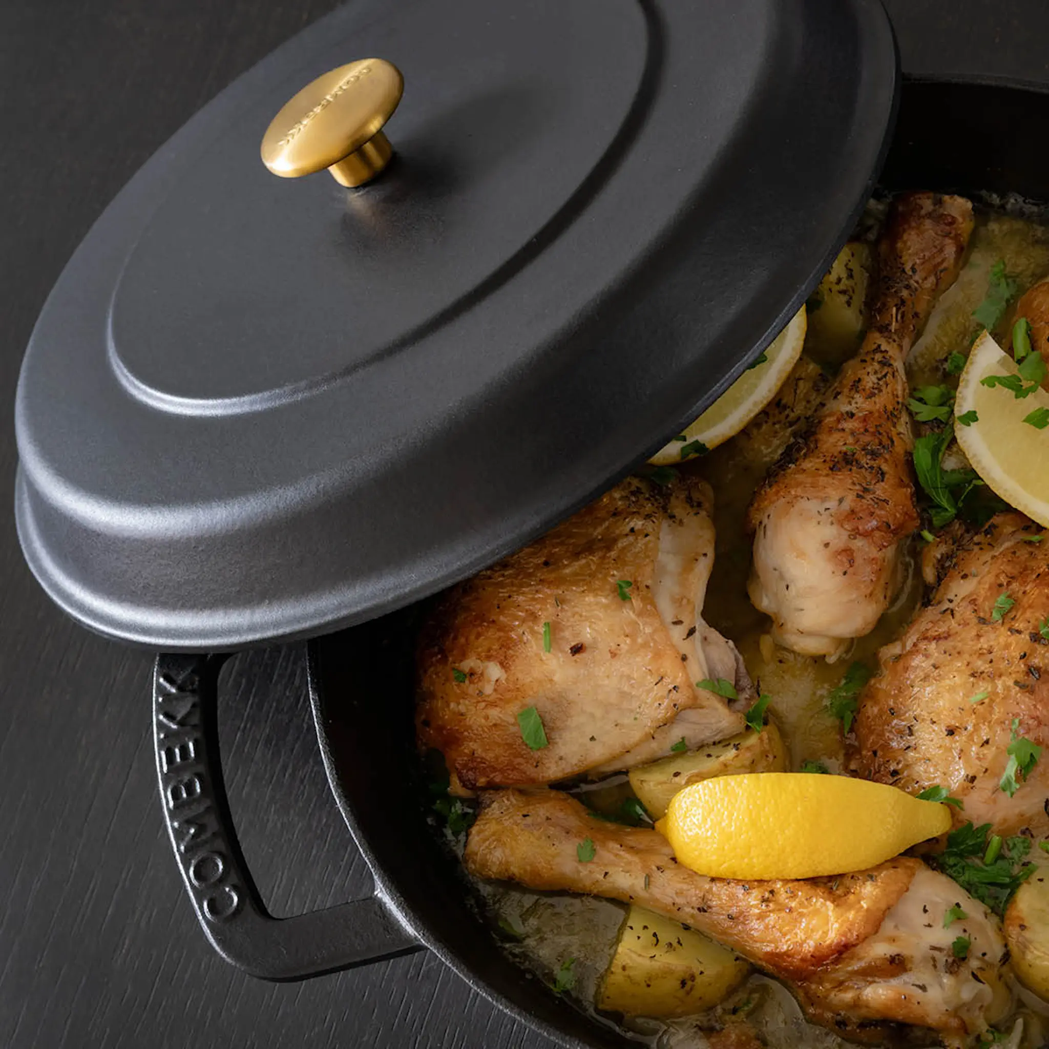 Combekk Braiser gjutjärnsgryta 28 cm 5 L svart