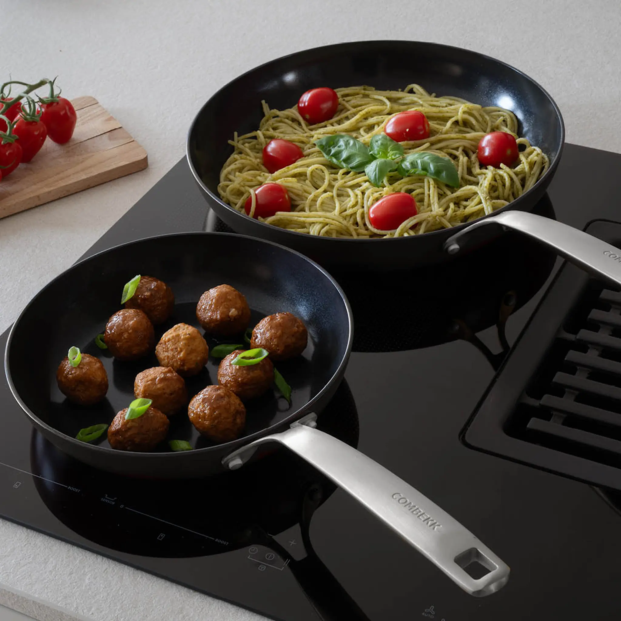 Combekk Element Kattila- ja Pannutsetti 4 osaa Musta