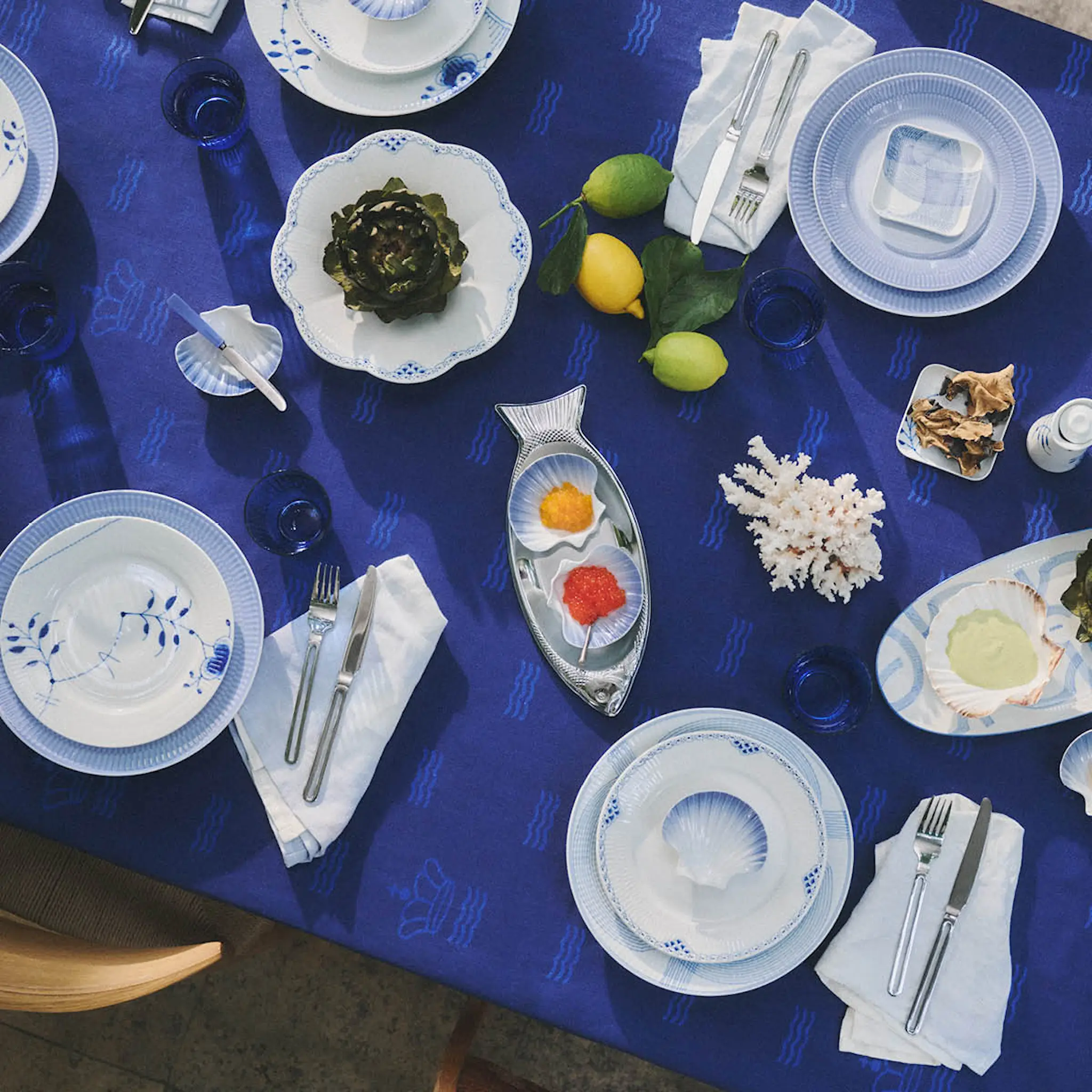 Royal Copenhagen Iris tallerken 22 cm blå