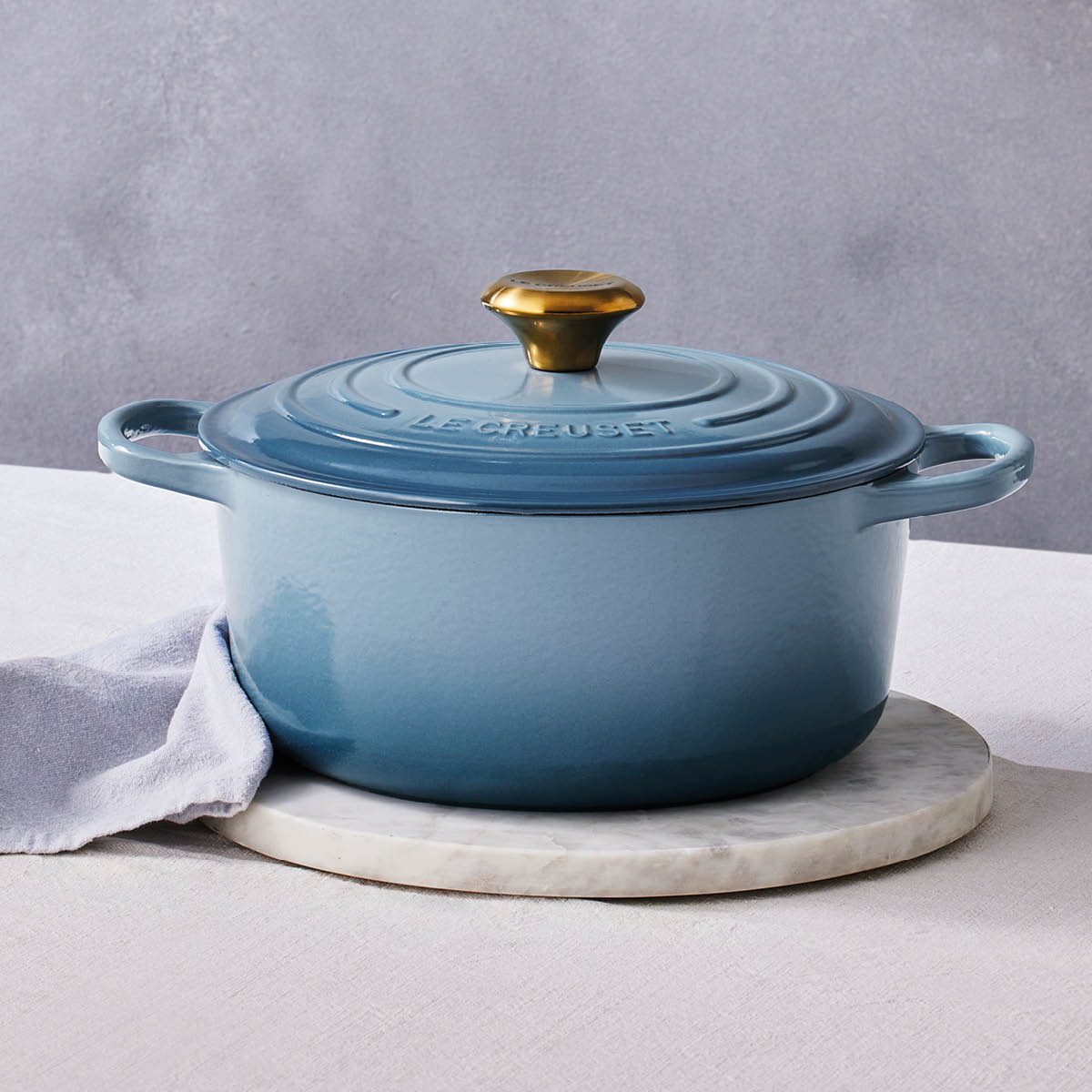 Le Creuset Signature rund gryte 6,7L chambray/gull