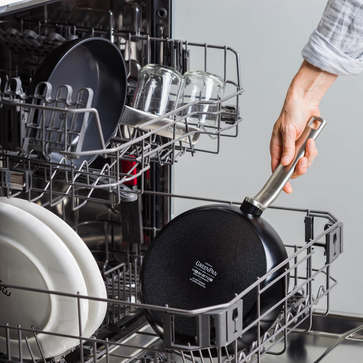 GreenPan Evolution keraaminen paistinpannu 30 cm musta