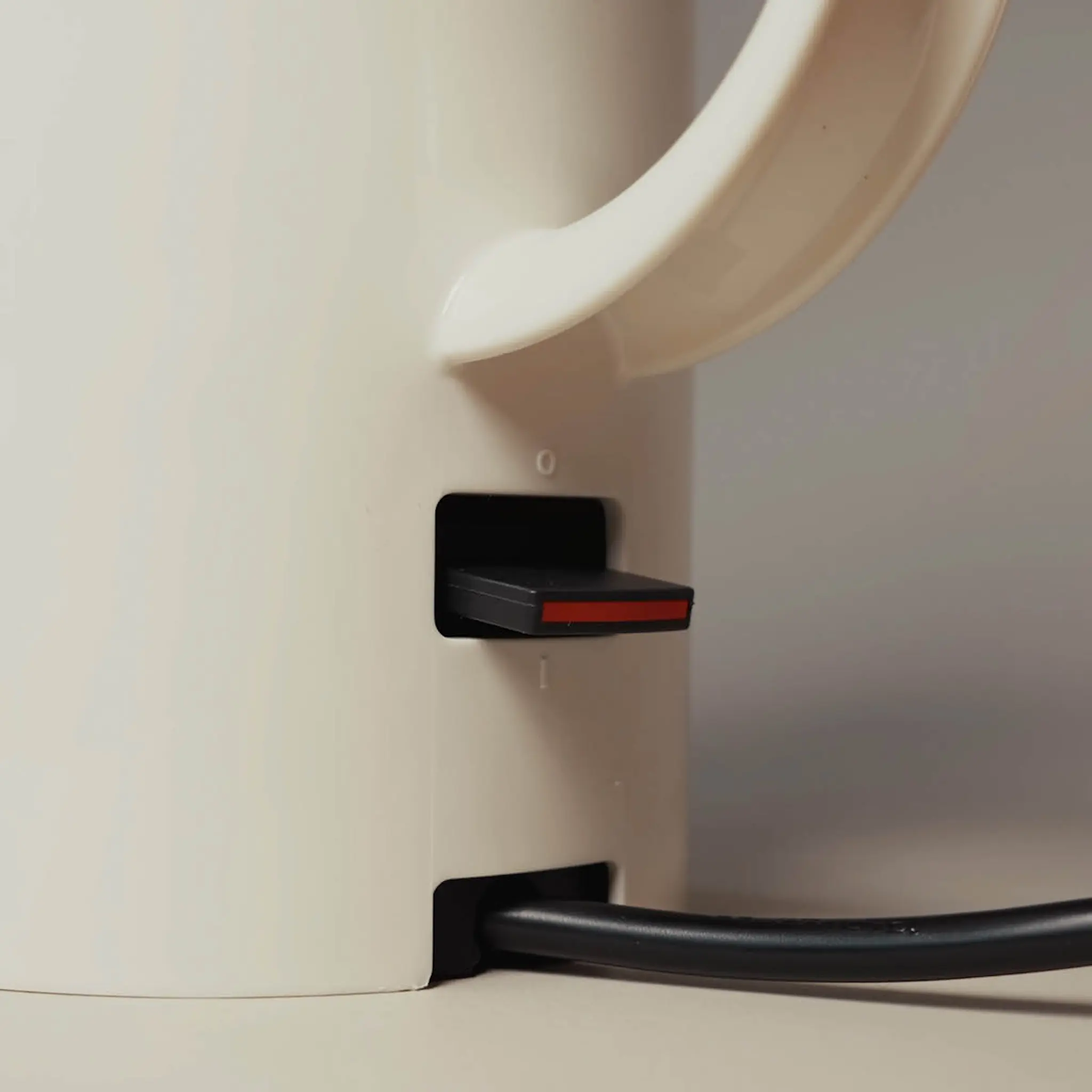 Stelton EM77 mini vannkoker 0,5L hvit