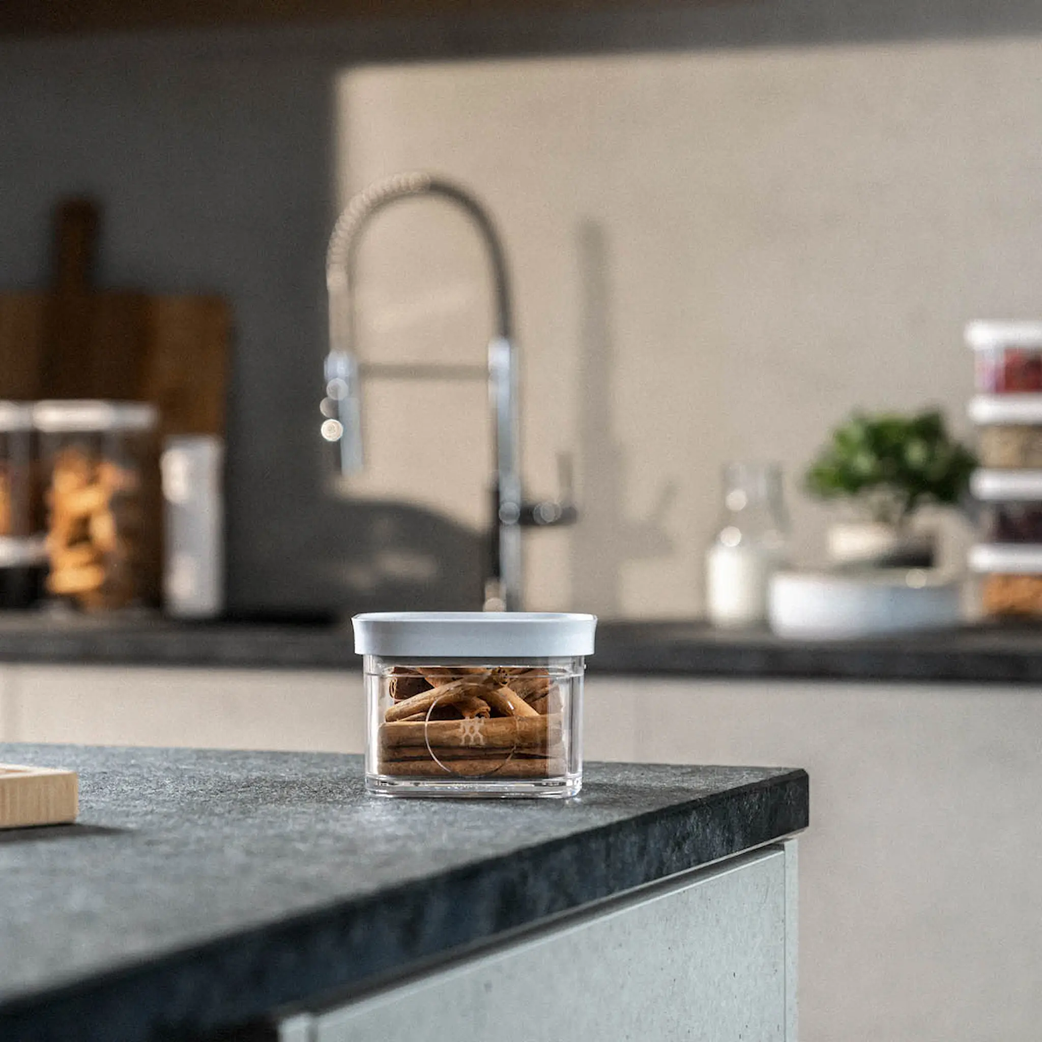 Zwilling Fresh & Save Cube Säilytyspurkki vakuumikannella 0,32 L