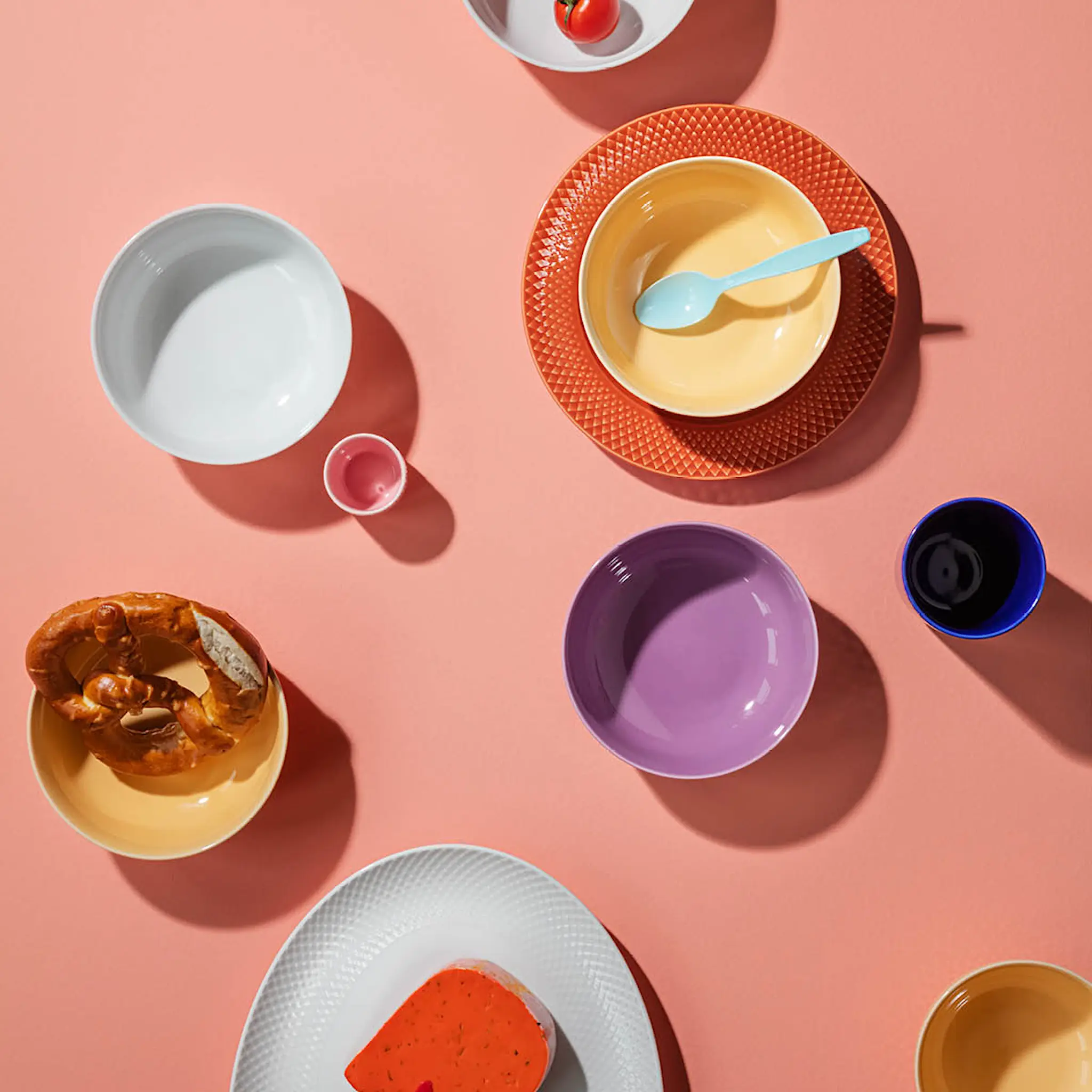 Lyngby Porcelæn Rhombe Color Mugg 33 cl Mörkblå