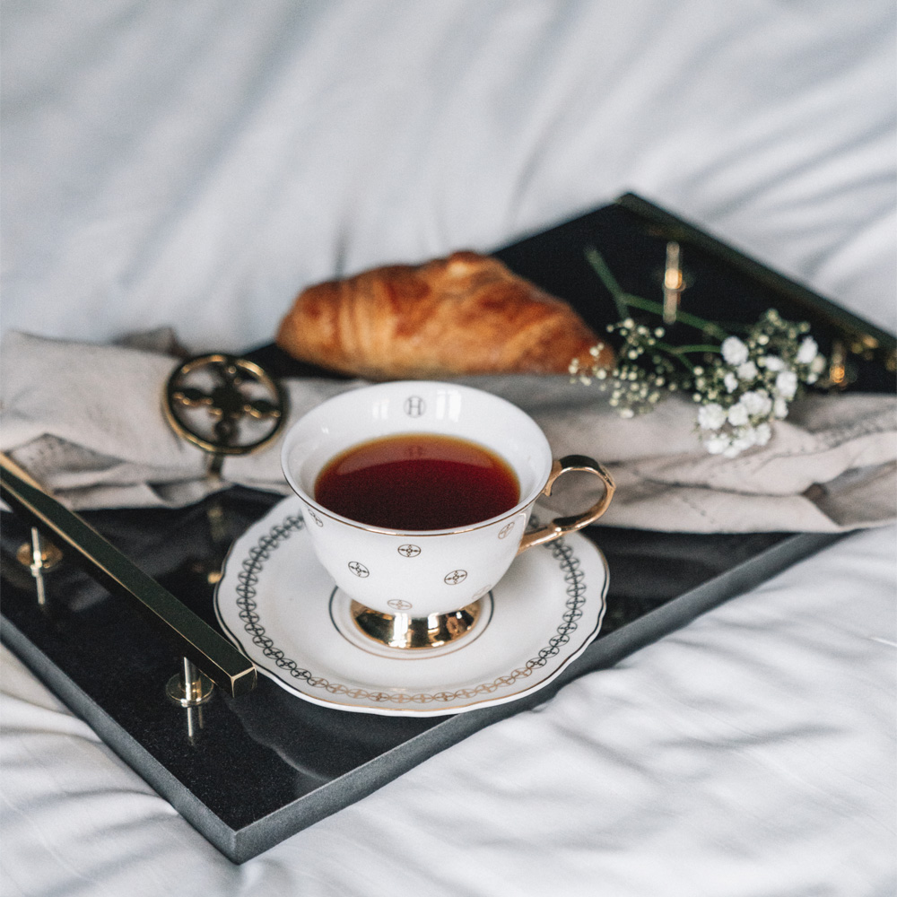 Hilke Kuppi ja aluslautanen Anima Gemella 1 22 cl Valkoinen/Kulta