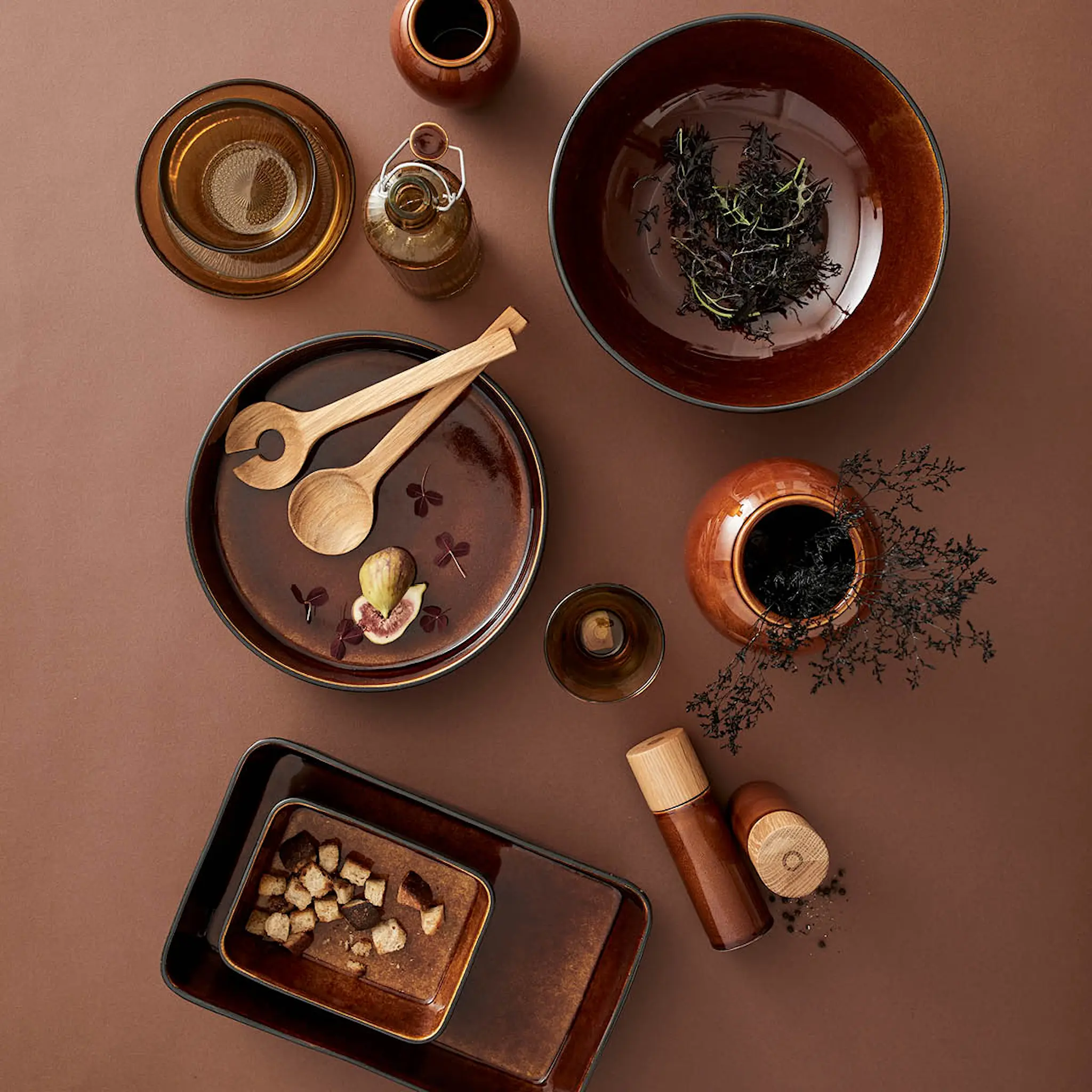 Bitz Bitz Salaattikulho 30 cm Musta/Meripihka