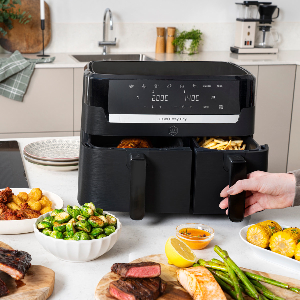 OBH Nordica Dual Easy Fry airfryer 3,1 L + 5 L svart