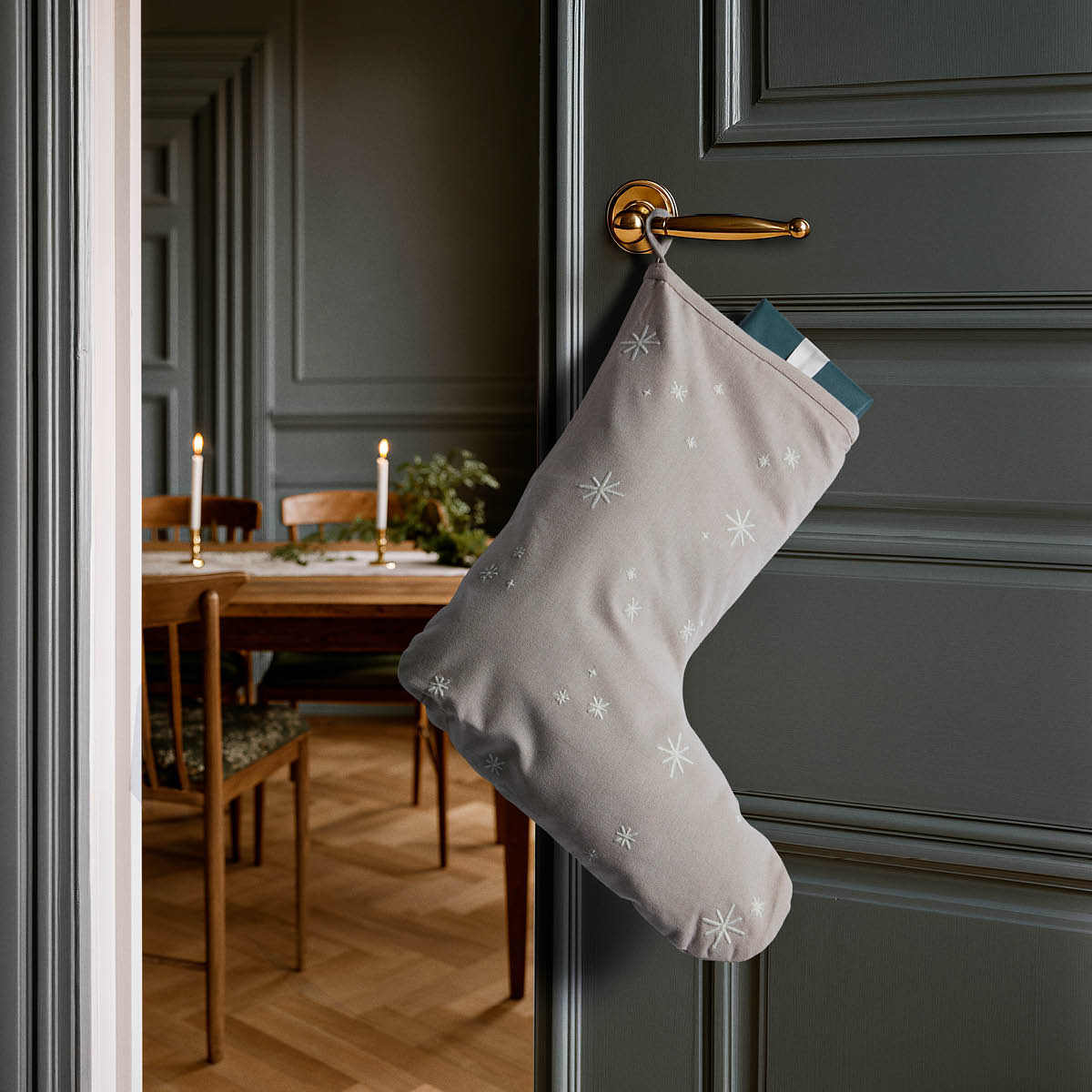 Juna Christmas Fable julstrumpa 45 cm sand