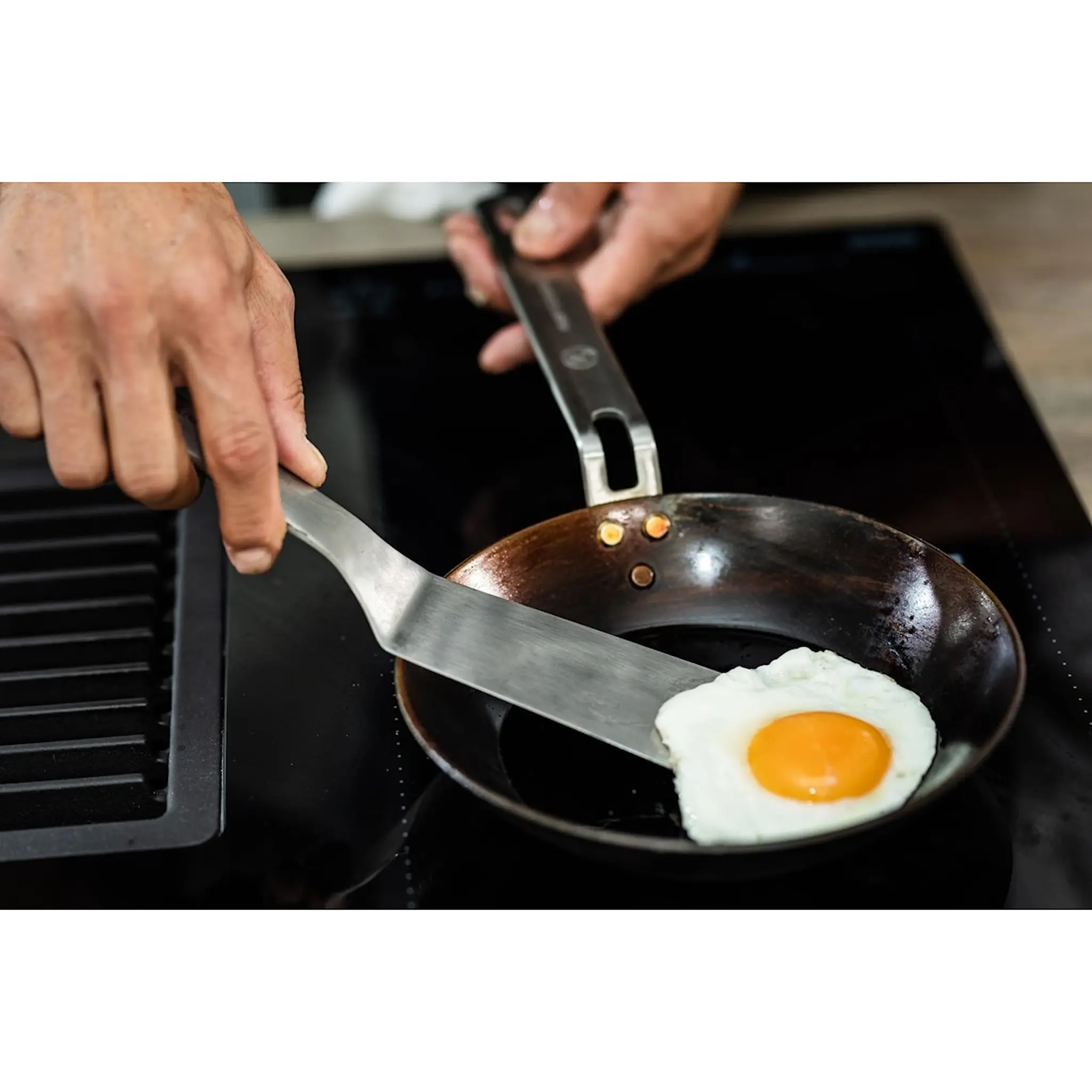 Professional Secrets Cooking Paistinpannu hiiliteräs 20 cm
