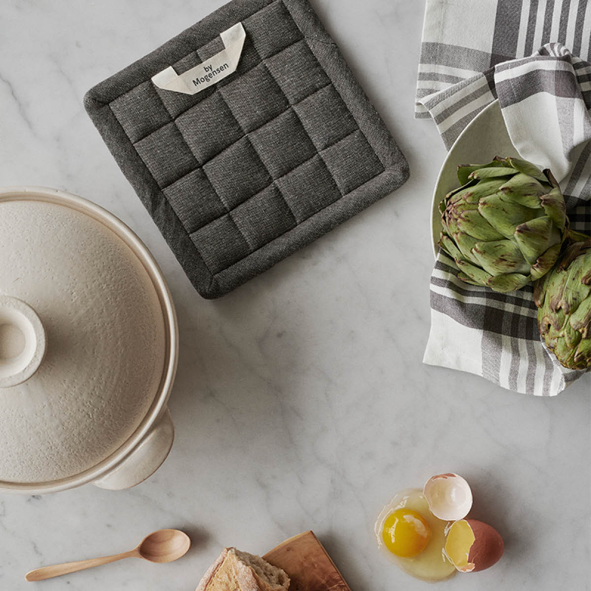 By Mogensen Gåvoset tygpåse, grytlappar, kökshanddukar earth