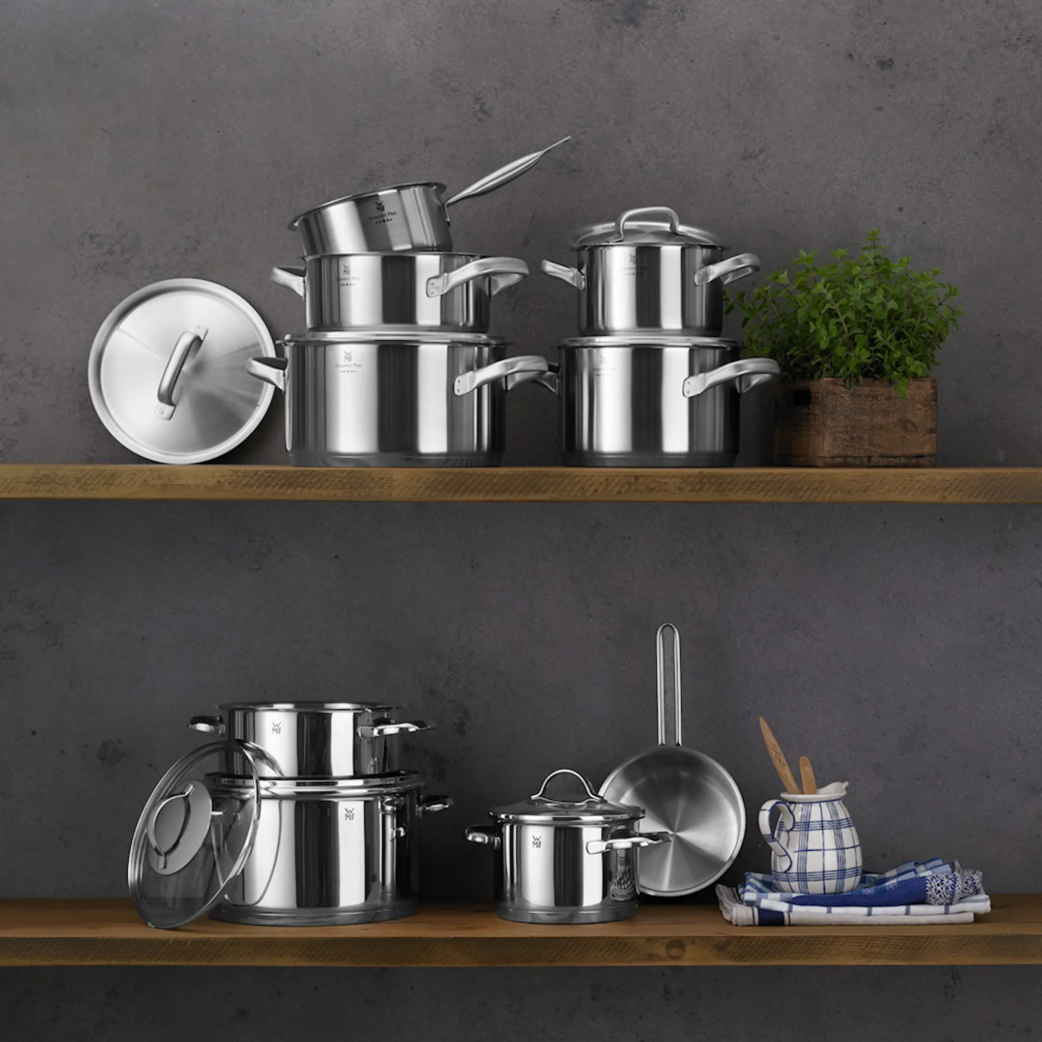 WMF Provence Plus Kattilasarja 4 osaa + lasikannet