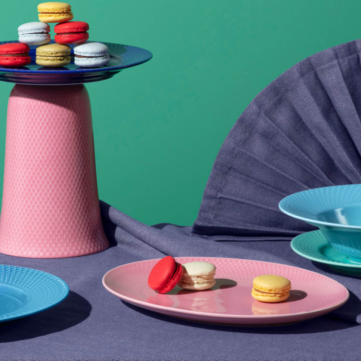 Lyngby Porcelæn Rhombe Color Serveringsfat Ovalt 28.5x21.5 cm Rosa