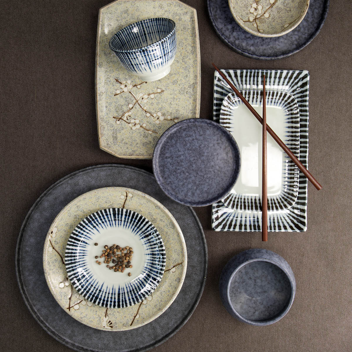 Tokyo Design Studio Shin Tokusa Lautanen 25,5 cm