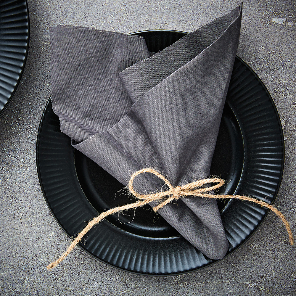 Aida Groovy Tallrik 21 cm Svart