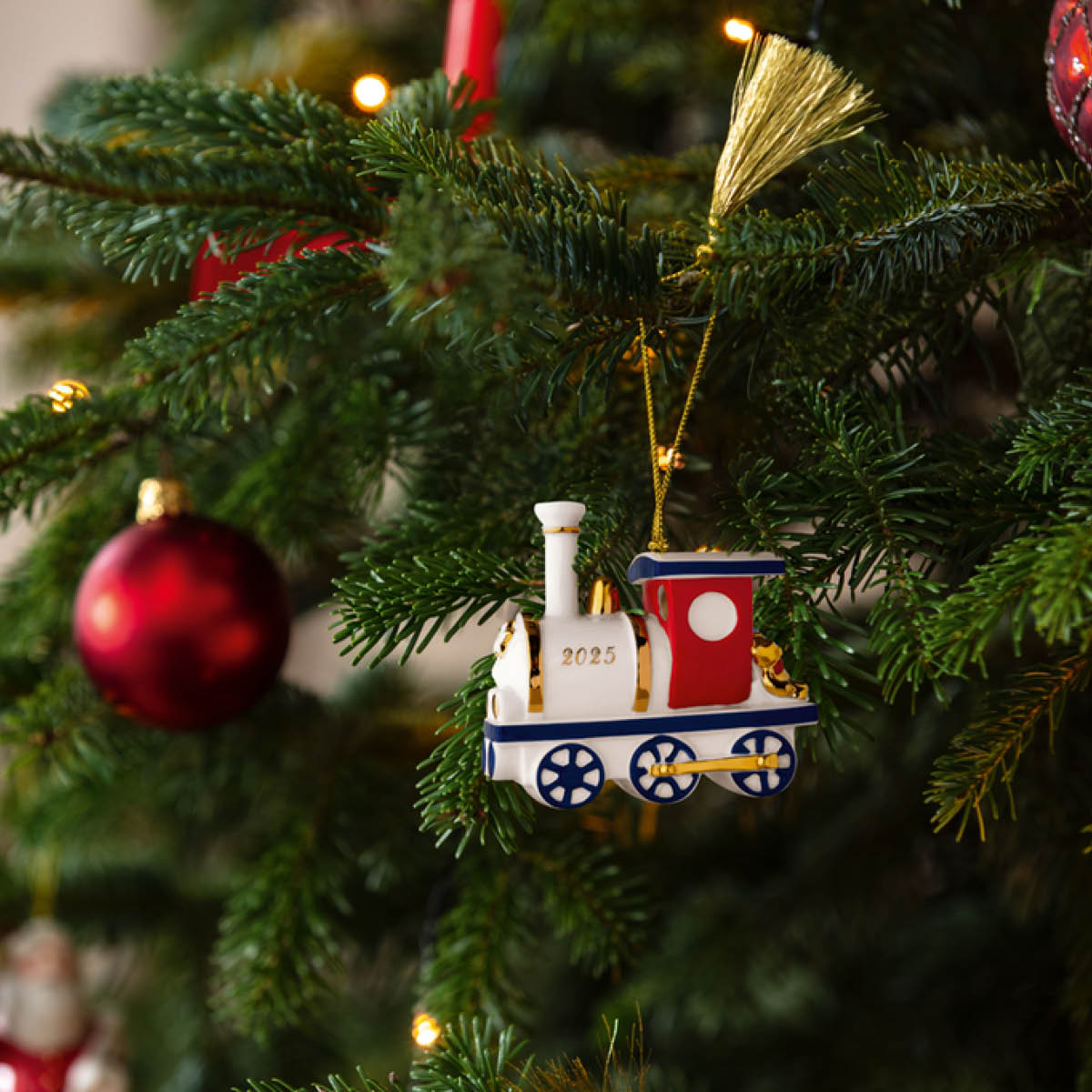 Villeroy & Boch Christmas Classic 2025 julgranspynt lokomotiv 8,5 cm