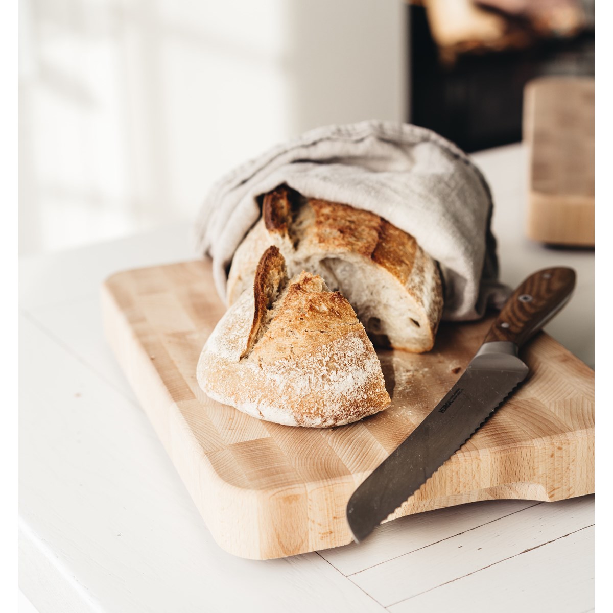 Heirol Skärbräda 35x25x5 cm Bok