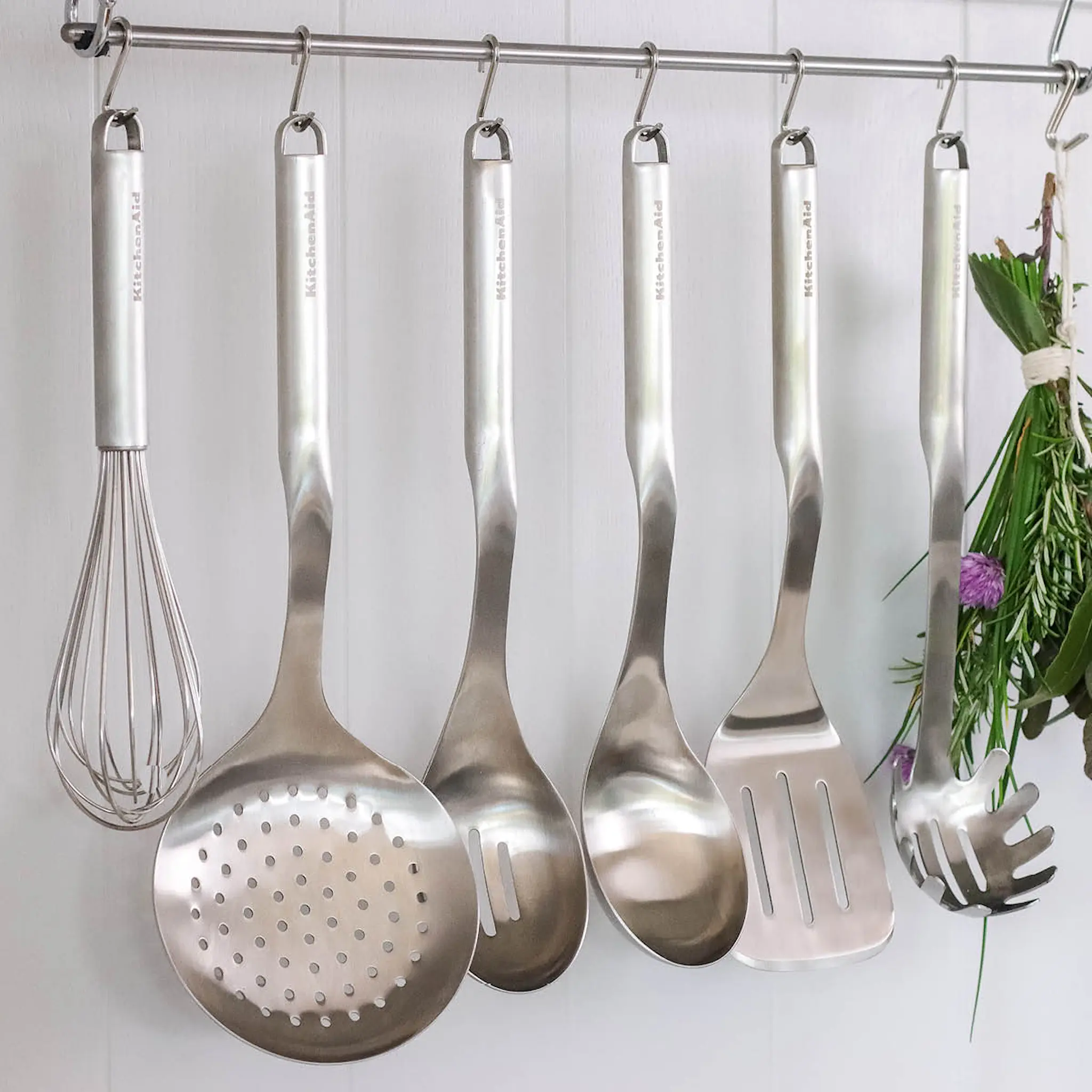 KitchenAid KitchenAid Premium hullsleiv 35 cm rustfritt stål