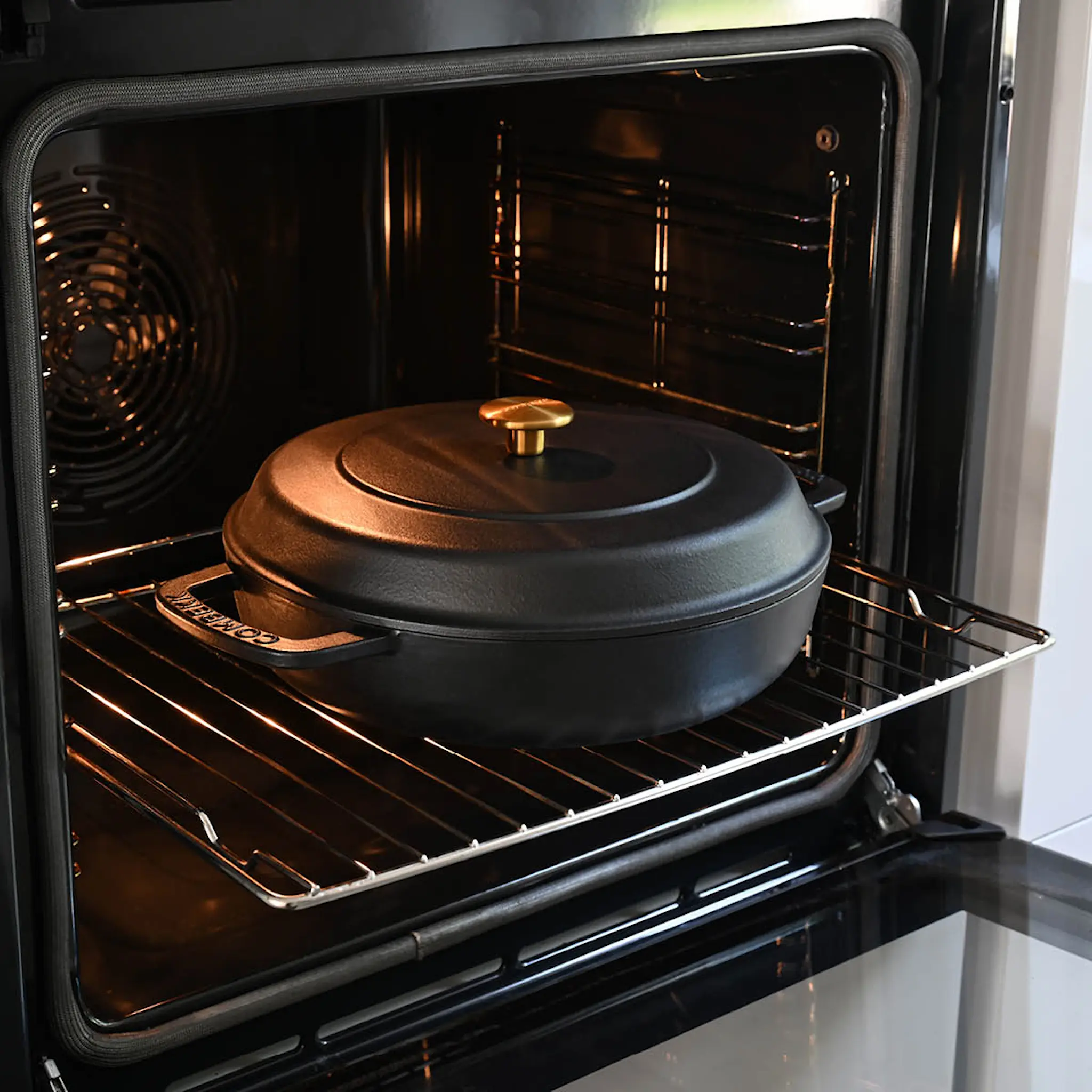 Combekk Braiser gjutjärnsgryta 28 cm 5 L svart