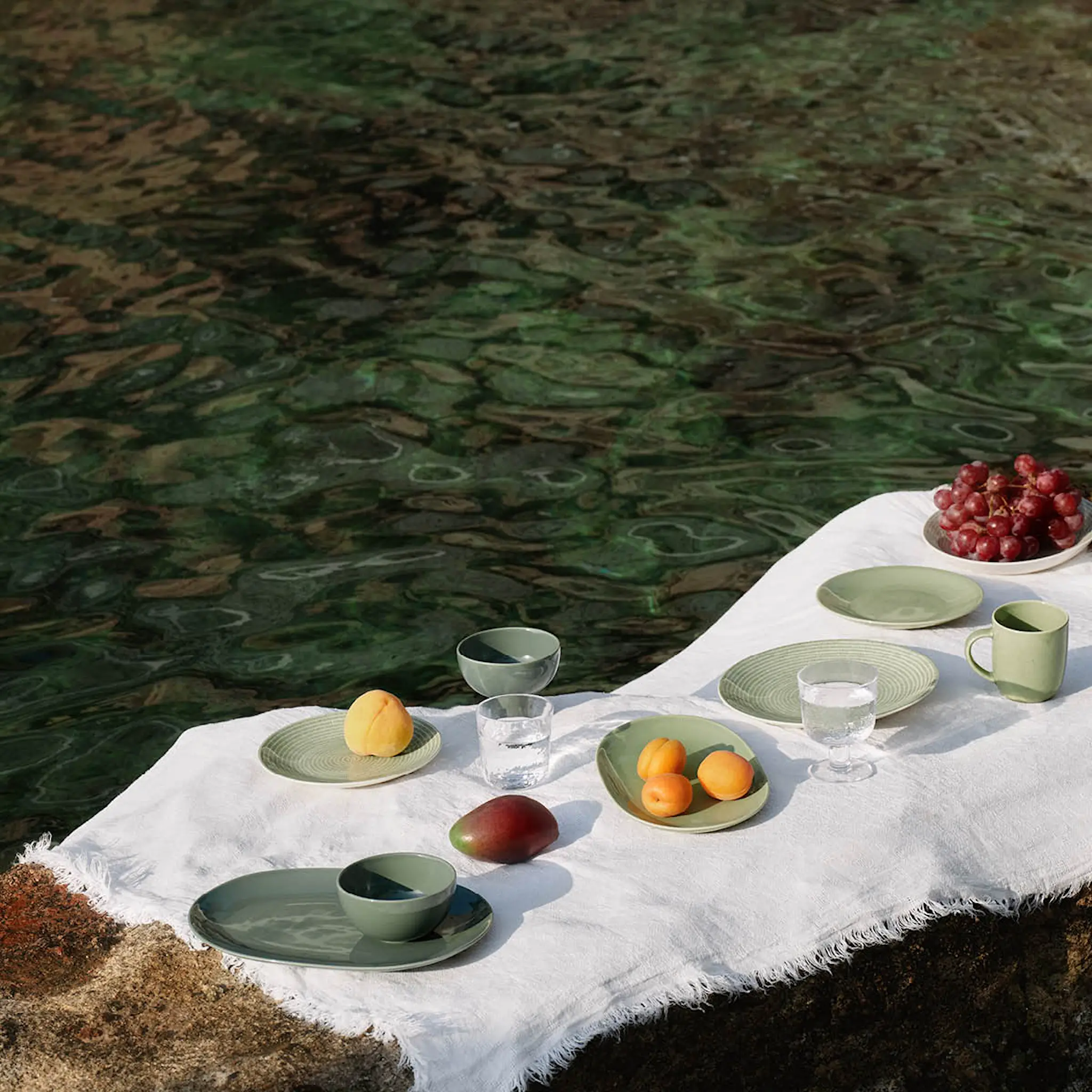 Arabia 24h djup tallrik 24 cm Avec grön