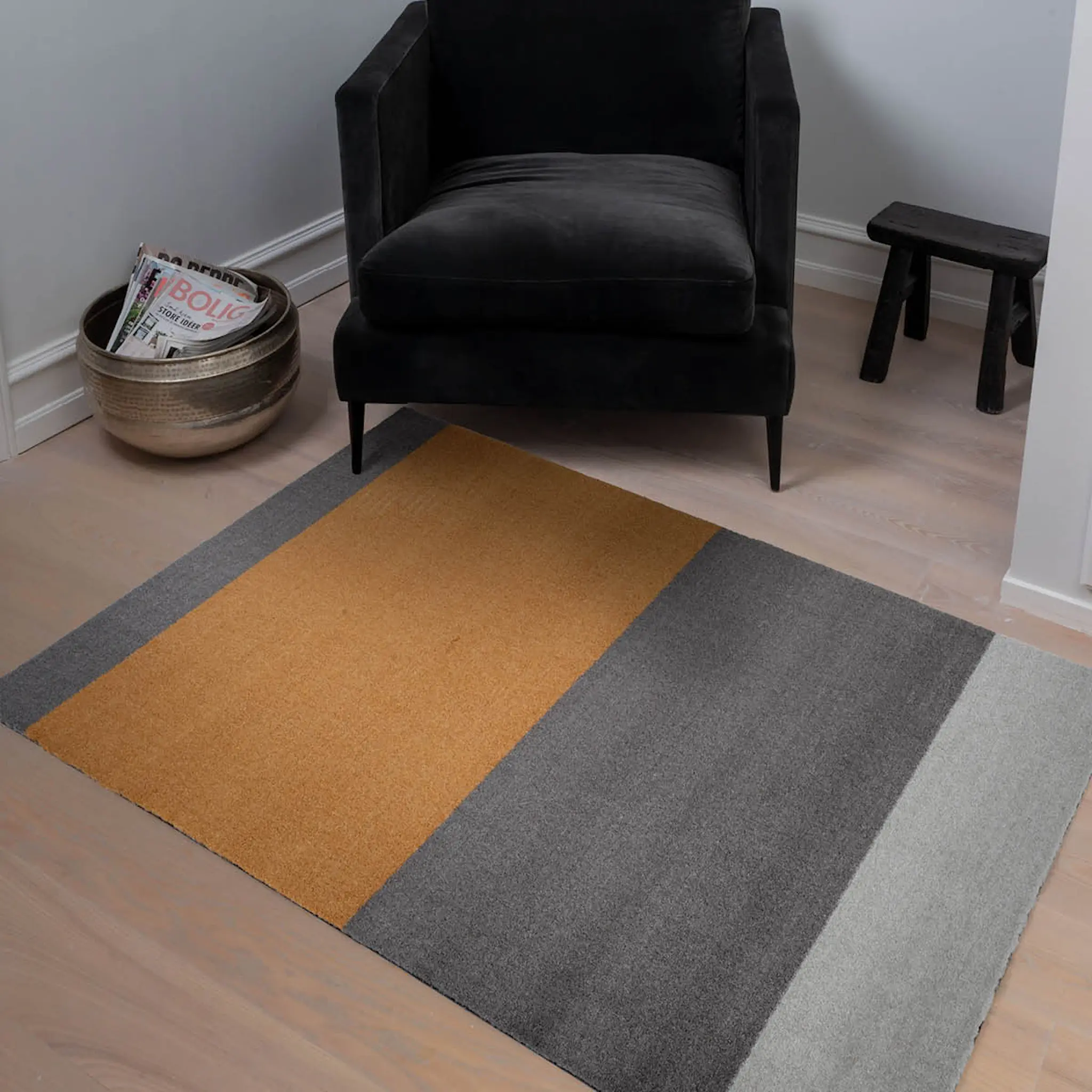 Tica Copenhagen Stripes Horizontally golvmatta 130x90 cm dijon/grå
