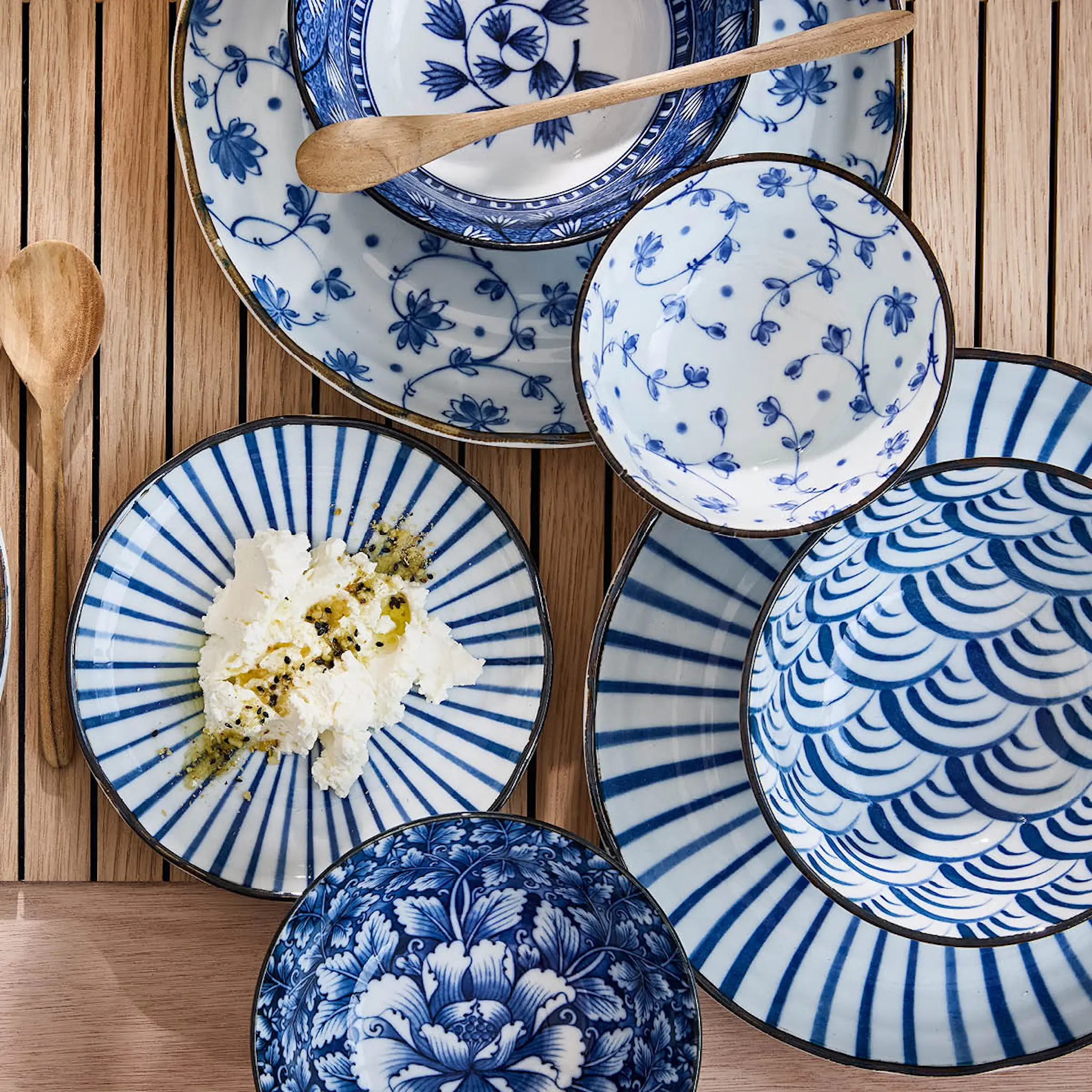 Tokyo Design Studio Natsu Nami Kulho 21x7,8 cm 1 L Sininen/Valkoinen