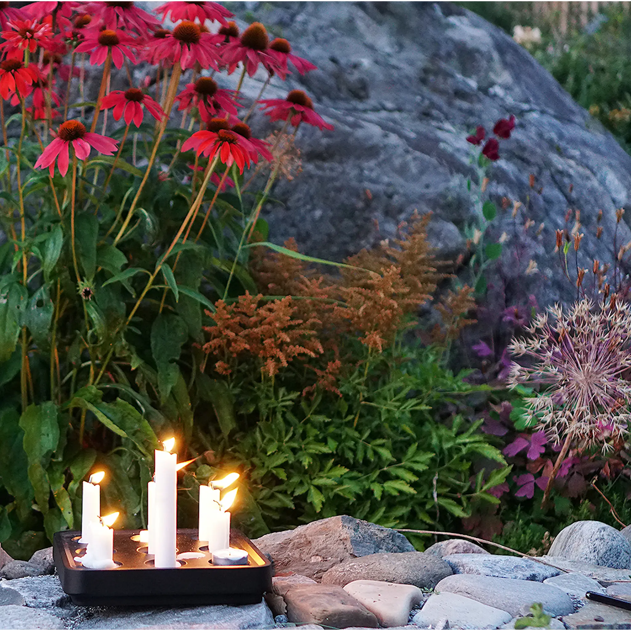 Born in Sweden Stumpastaken Small Kynttilänjalka Musta