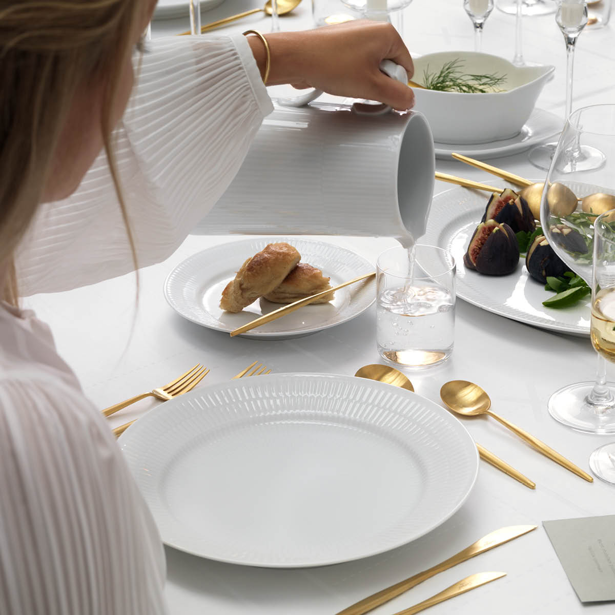 Royal Copenhagen Hvit Riflet sauseskål