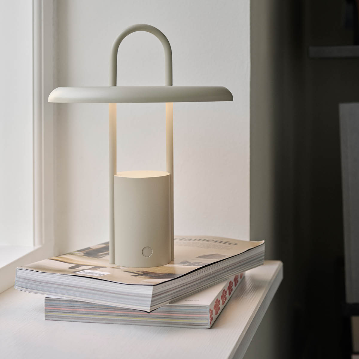 Stelton Pier LED-valaisin Hiekka